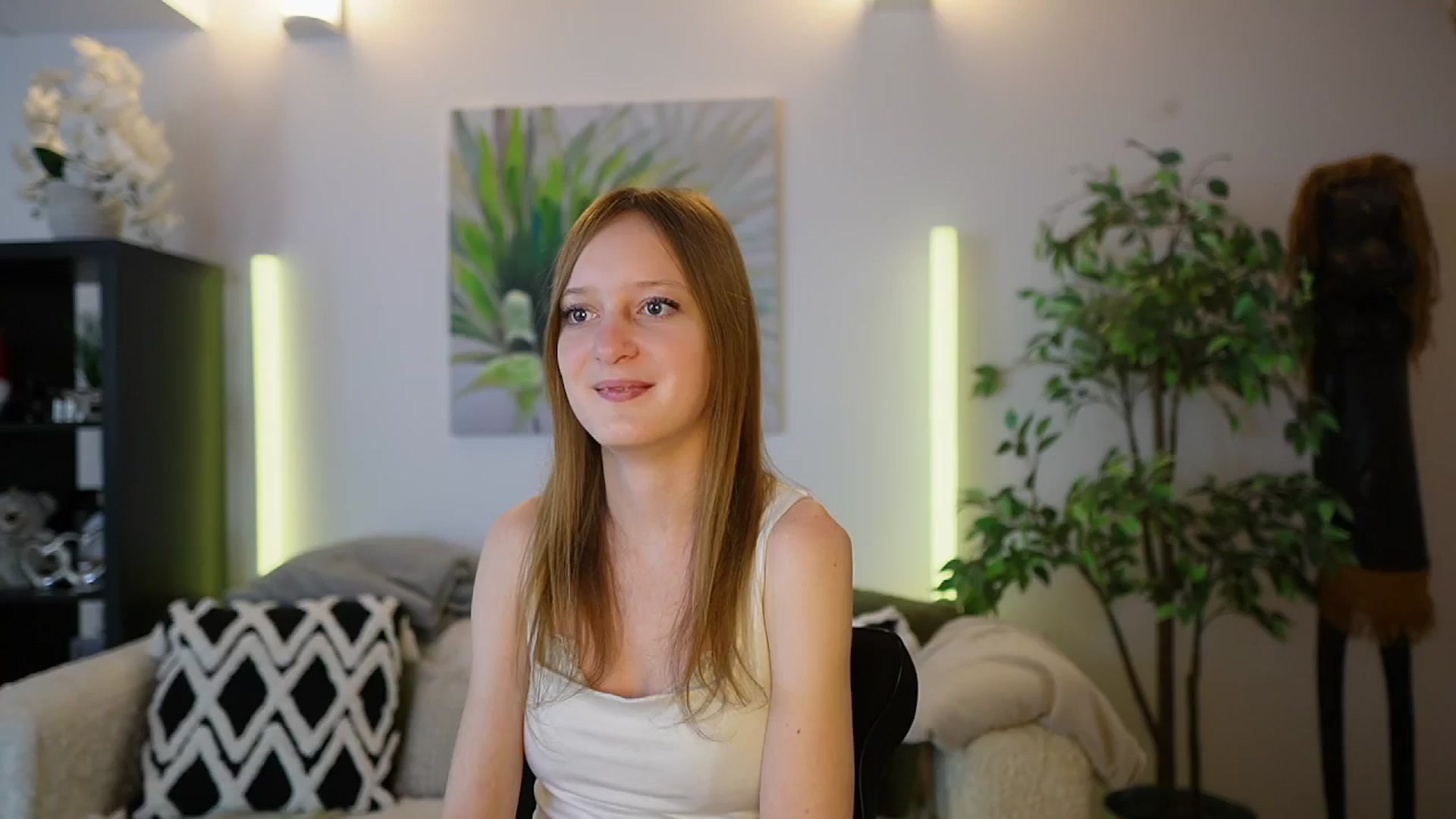 Gallery image thumbnail from Daisy_Dash's myfreecams stream on, 01/30/2025, 11:50 image 9 of 20