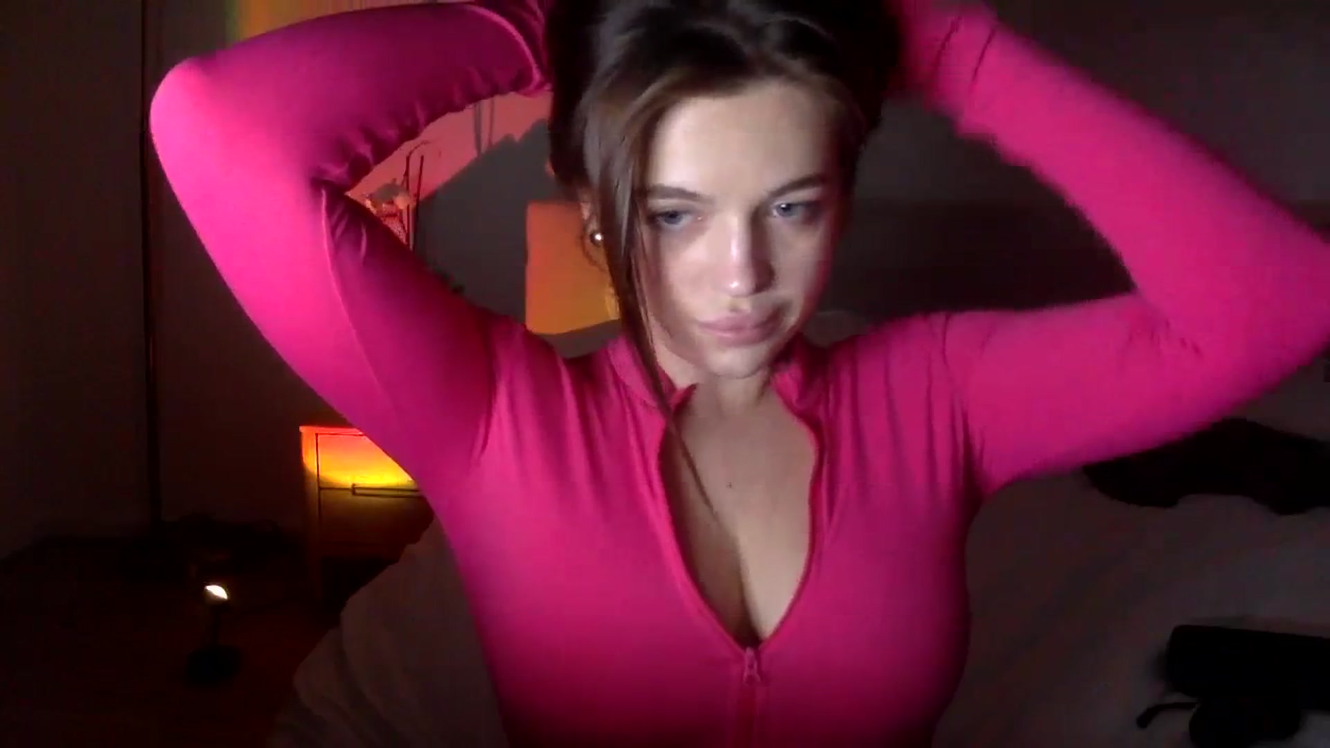 Gallery image thumbnail from Daisy_Flower1's myfreecams stream on, 01/05/2024, 08:39 image 8 of 20