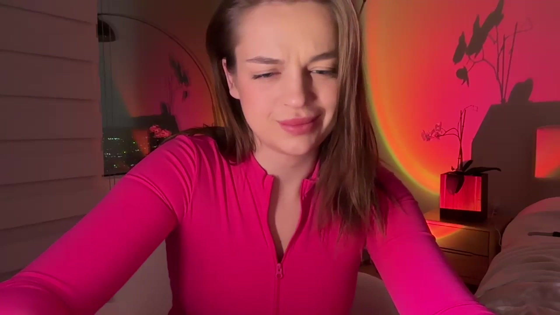 Gallery image thumbnail from Daisy_Flower1's myfreecams stream on, 01/12/2024, 08:25 image 19 of 20