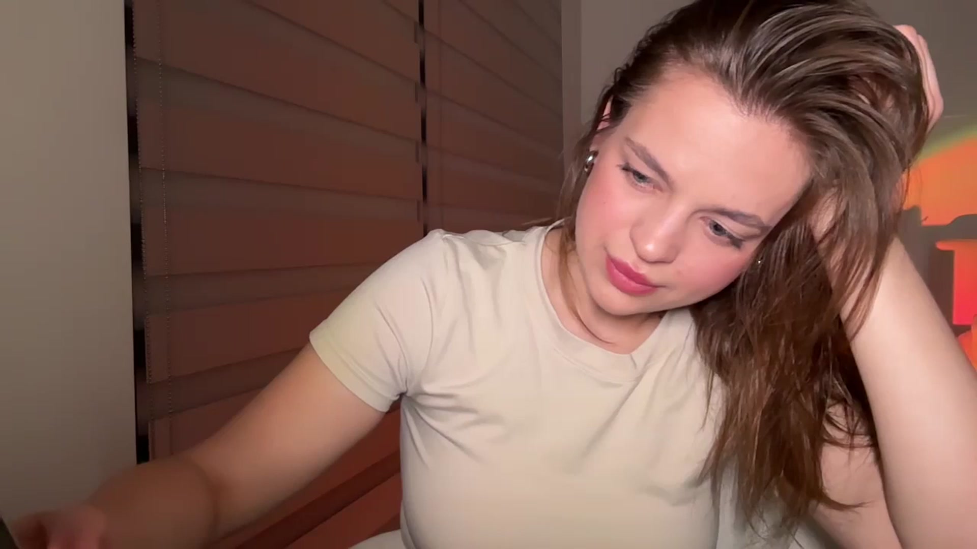 Gallery image thumbnail from Daisy_Flower1's myfreecams stream on, 01/31/2024, 07:52 image 8 of 20