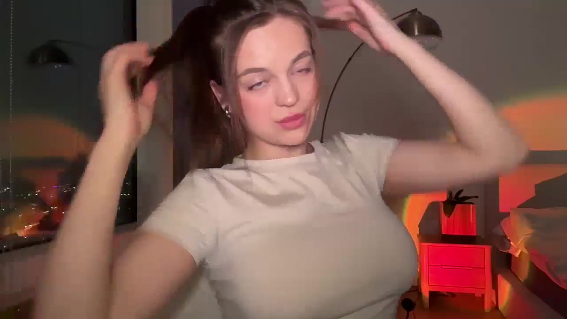 Gallery image thumbnail from Daisy_Flower1's myfreecams stream on, 01/31/2024, 07:52 image 13 of 20