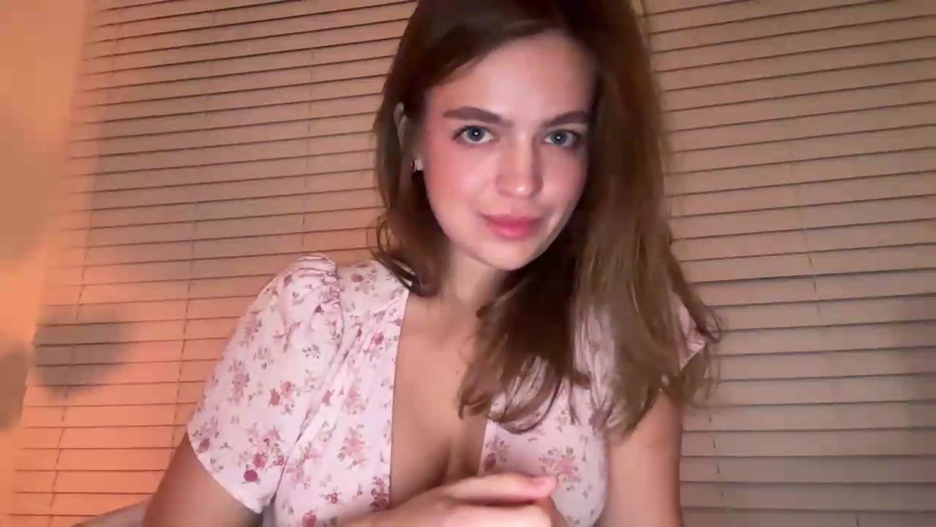 Gallery image thumbnail from Daisy_Flower1's myfreecams stream on, 09/13/2026, 04:33 image 7 of 20