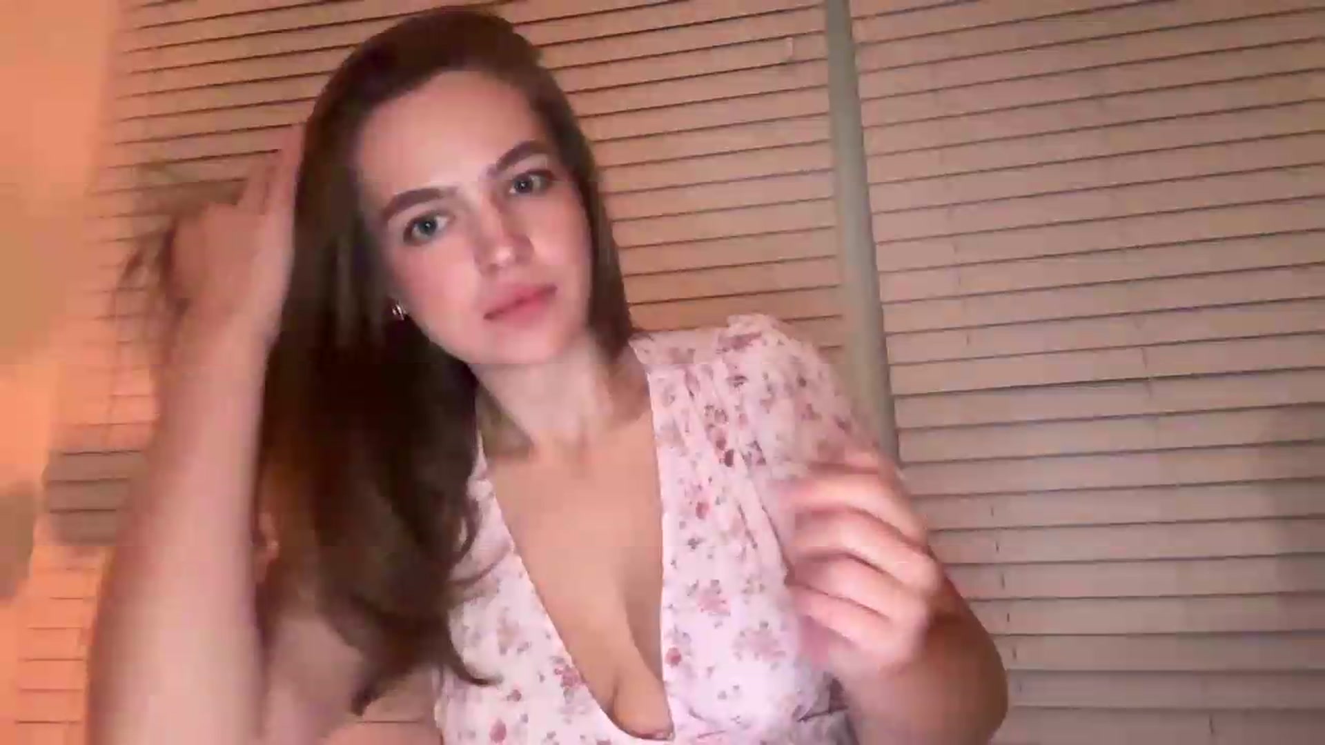 Gallery image thumbnail from Daisy_Flower1's myfreecams stream on, 09/13/2026, 04:33 image 16 of 20