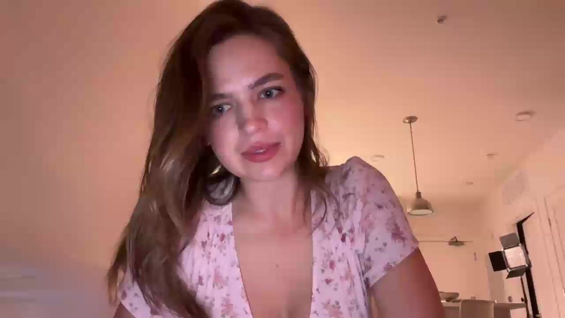 Gallery image thumbnail from Daisy_Flower1's myfreecams stream on, 09/14/2026, 04:11 image 4 of 20