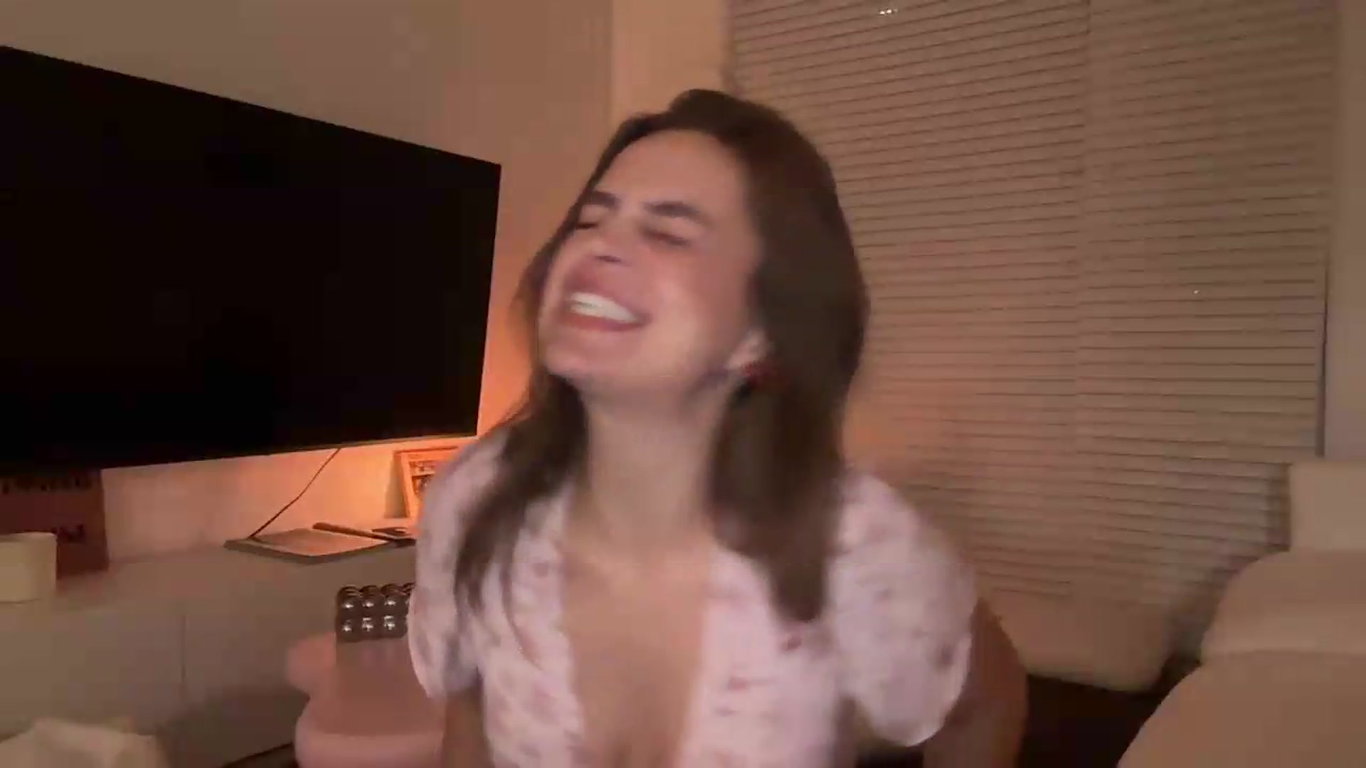 Gallery image thumbnail from Daisy_Flower1's myfreecams stream on, 09/14/2026, 04:11 image 16 of 20