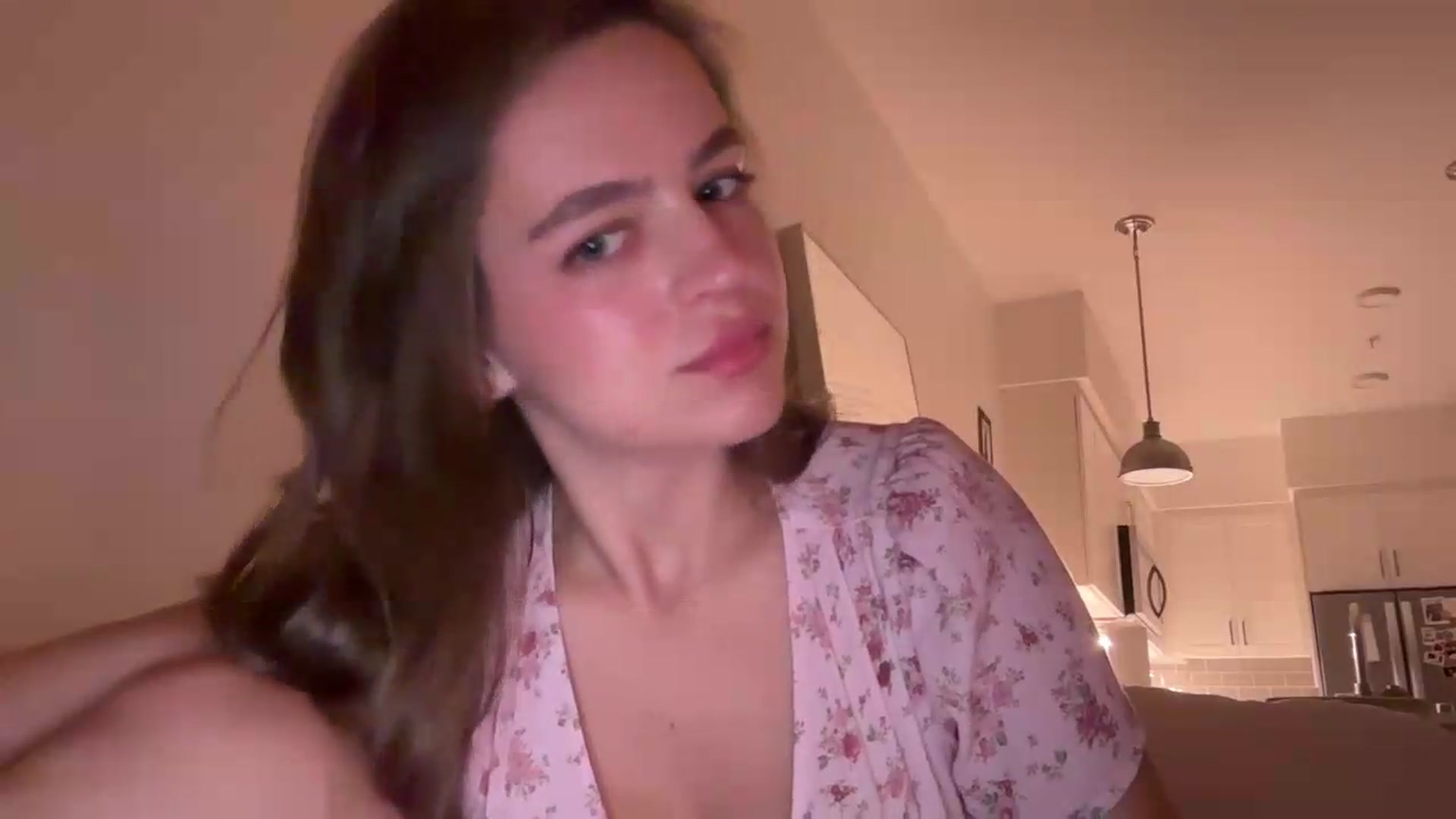 Gallery image thumbnail from Daisy_Flower1's myfreecams stream on, 09/14/2026, 04:11 image 8 of 20