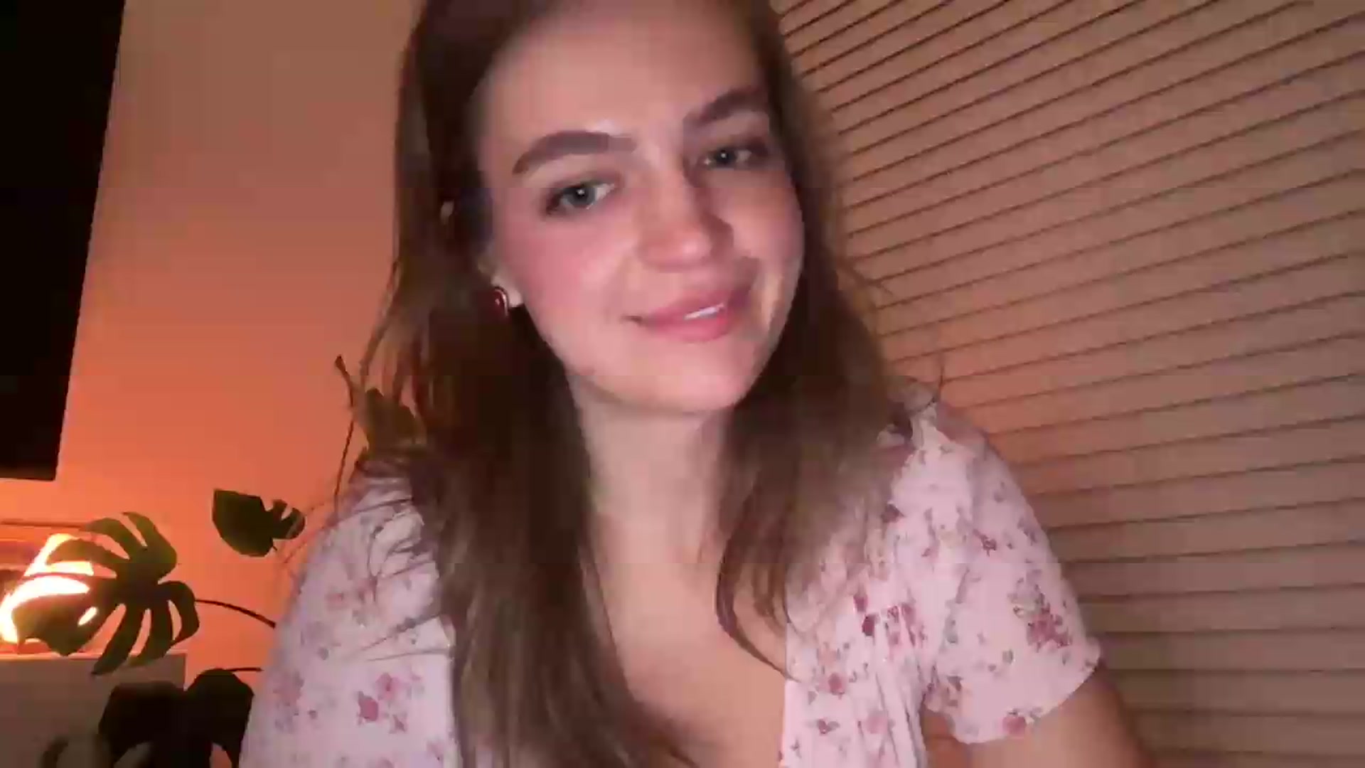 Gallery image thumbnail from Daisy_Flower1's myfreecams stream on, 09/14/2026, 08:09 image 3 of 20