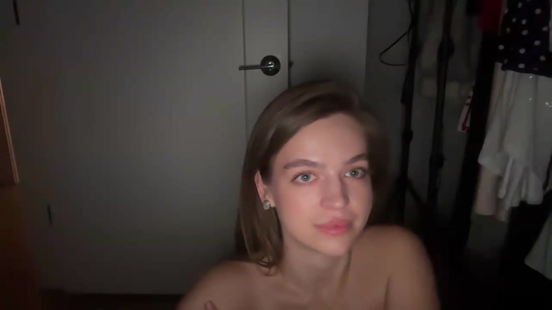 Gallery image thumbnail from Daisy_Flower1's myfreecams stream on, 09/17/2026, 04:32 image 11 of 20