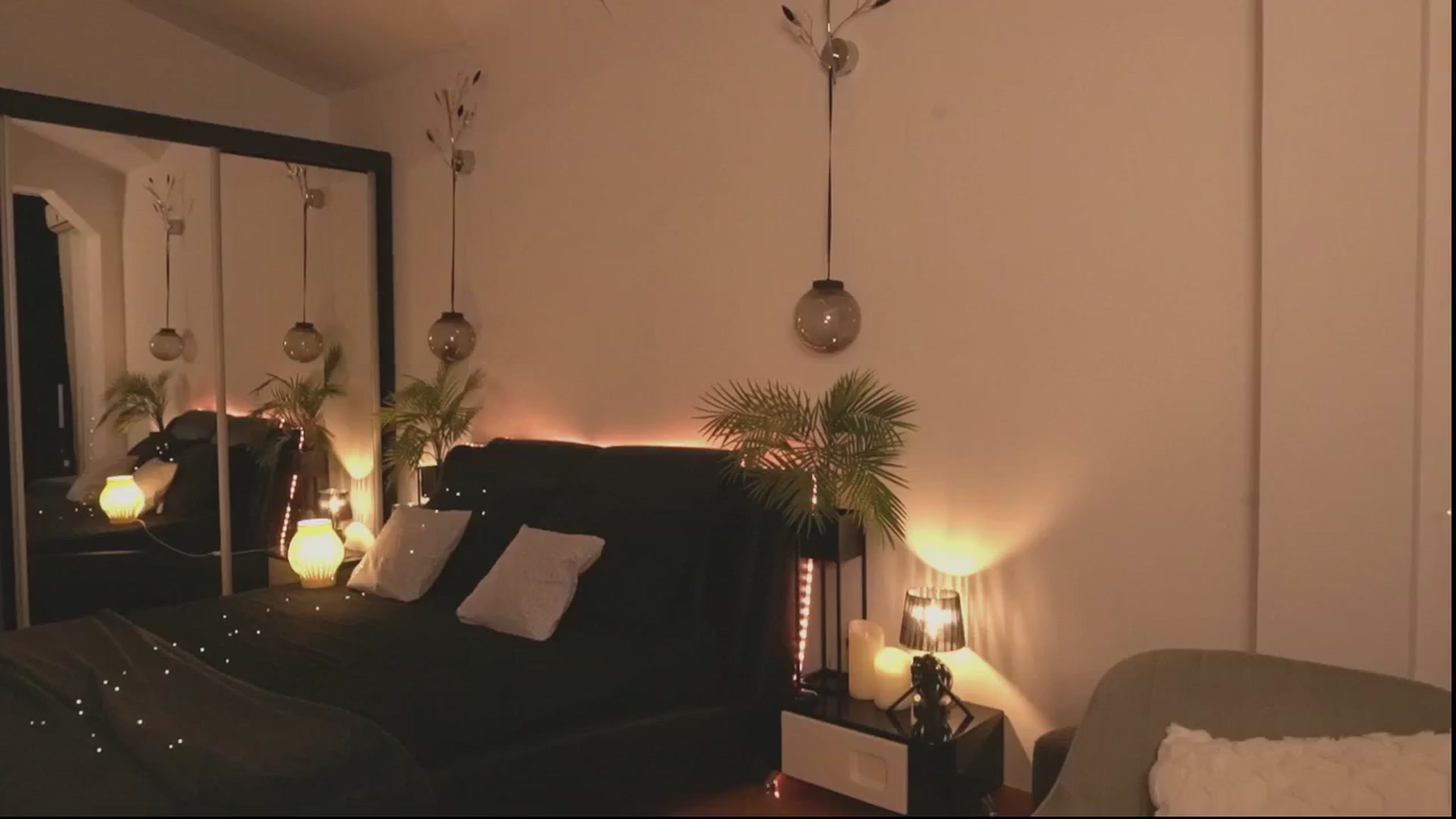 Gallery image thumbnail from Daisy_Stacey's myfreecams stream on, 10/02/2025, 24:58 image 20 of 20
