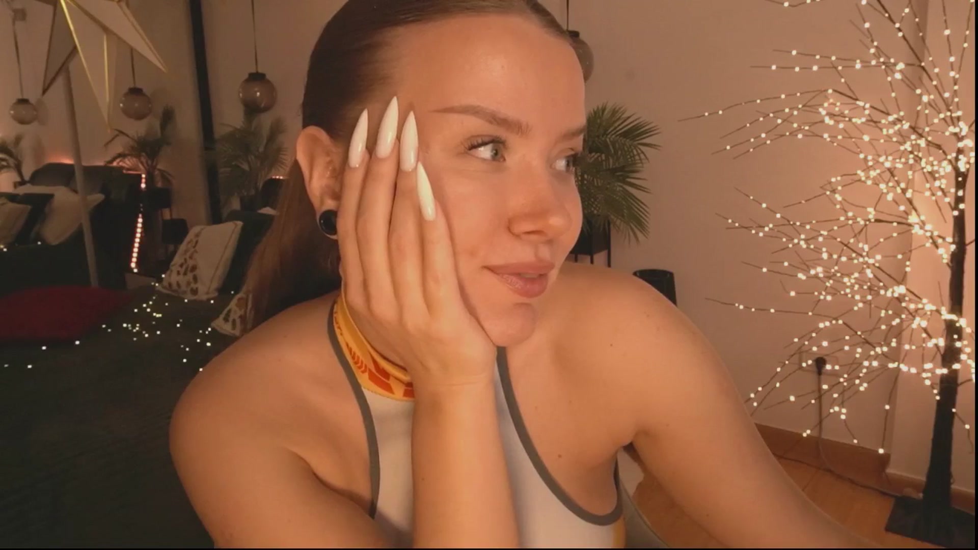 Gallery image thumbnail from Daisy_Stacey's myfreecams stream on, 12/10/2025, 22:40 image 7 of 20