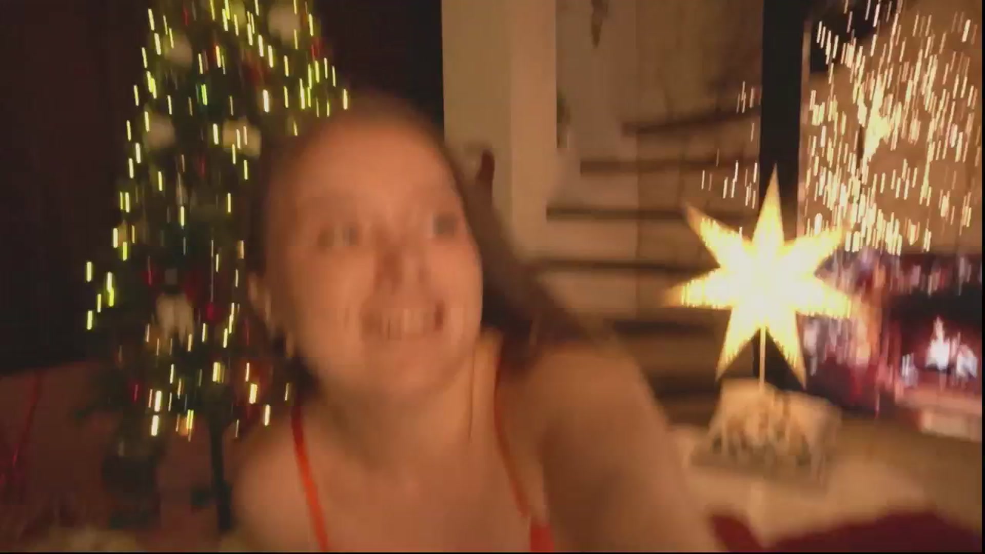 Gallery image thumbnail from Daisy_Stacey's myfreecams stream on, 12/24/2025, 23:14 image 19 of 20