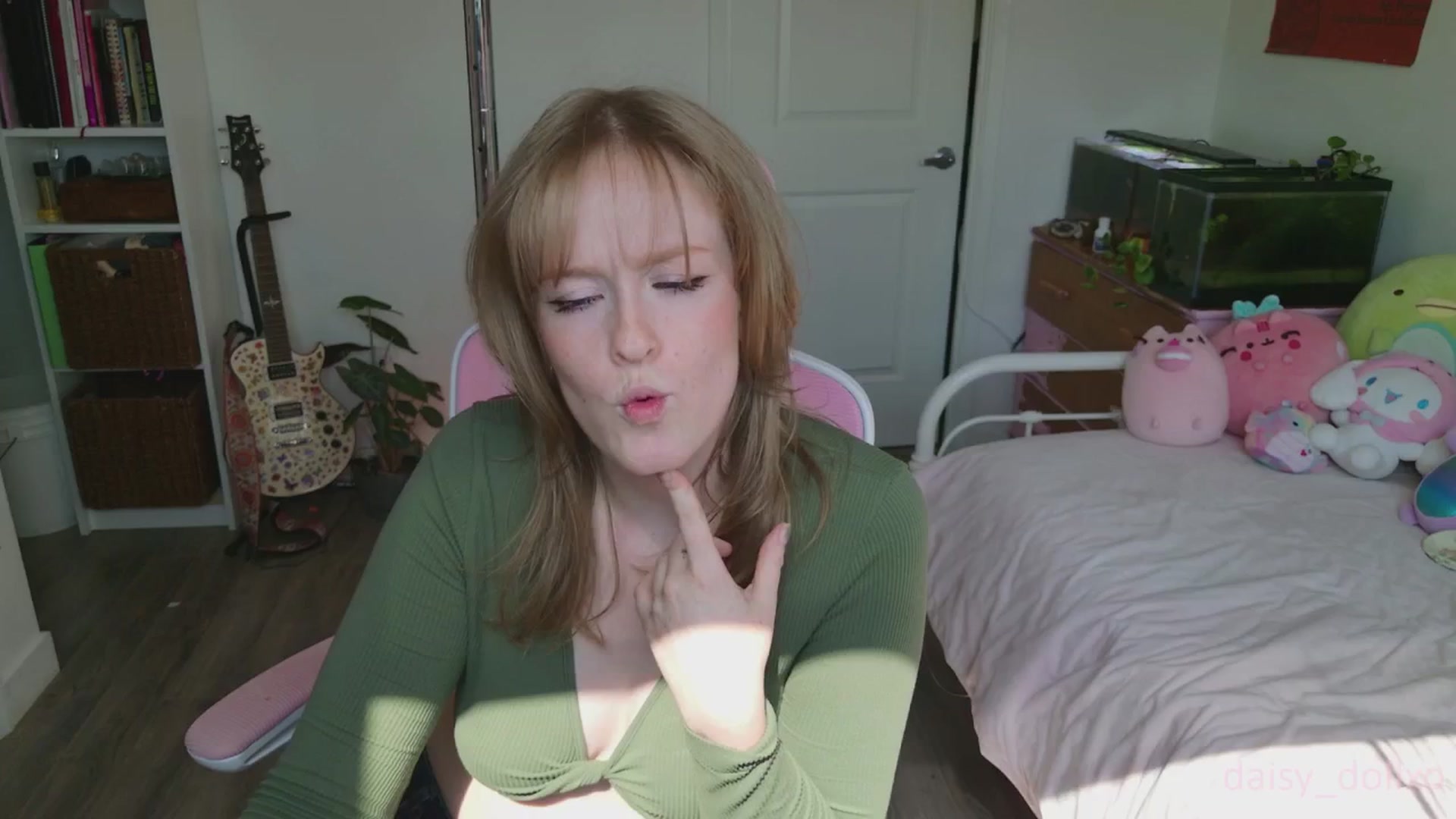 Gallery image thumbnail from Daisy_dollxo's myfreecams stream on, 08/09/2025, 22:30 image 1 of 20
