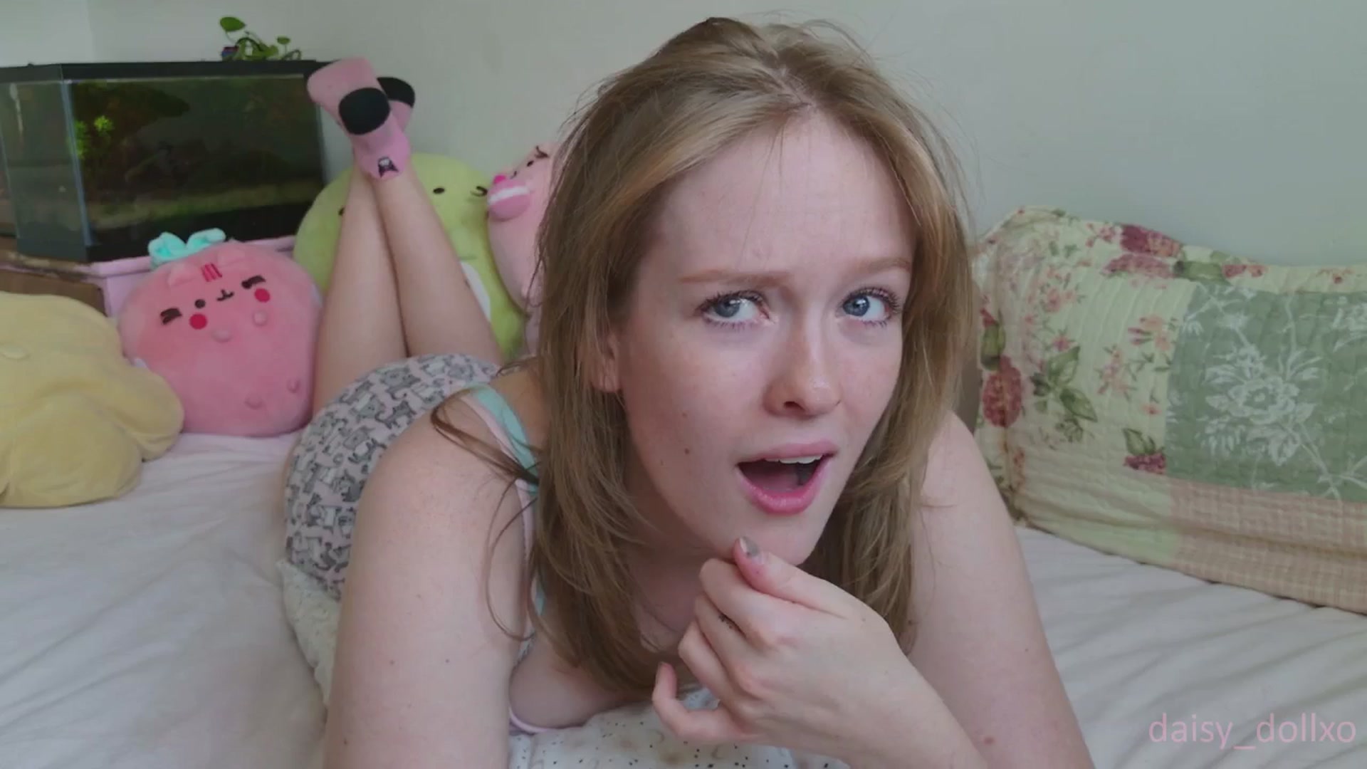 Gallery image thumbnail from Daisy_dollxo's myfreecams stream on, 08/12/2025, 18:08 image 5 of 20