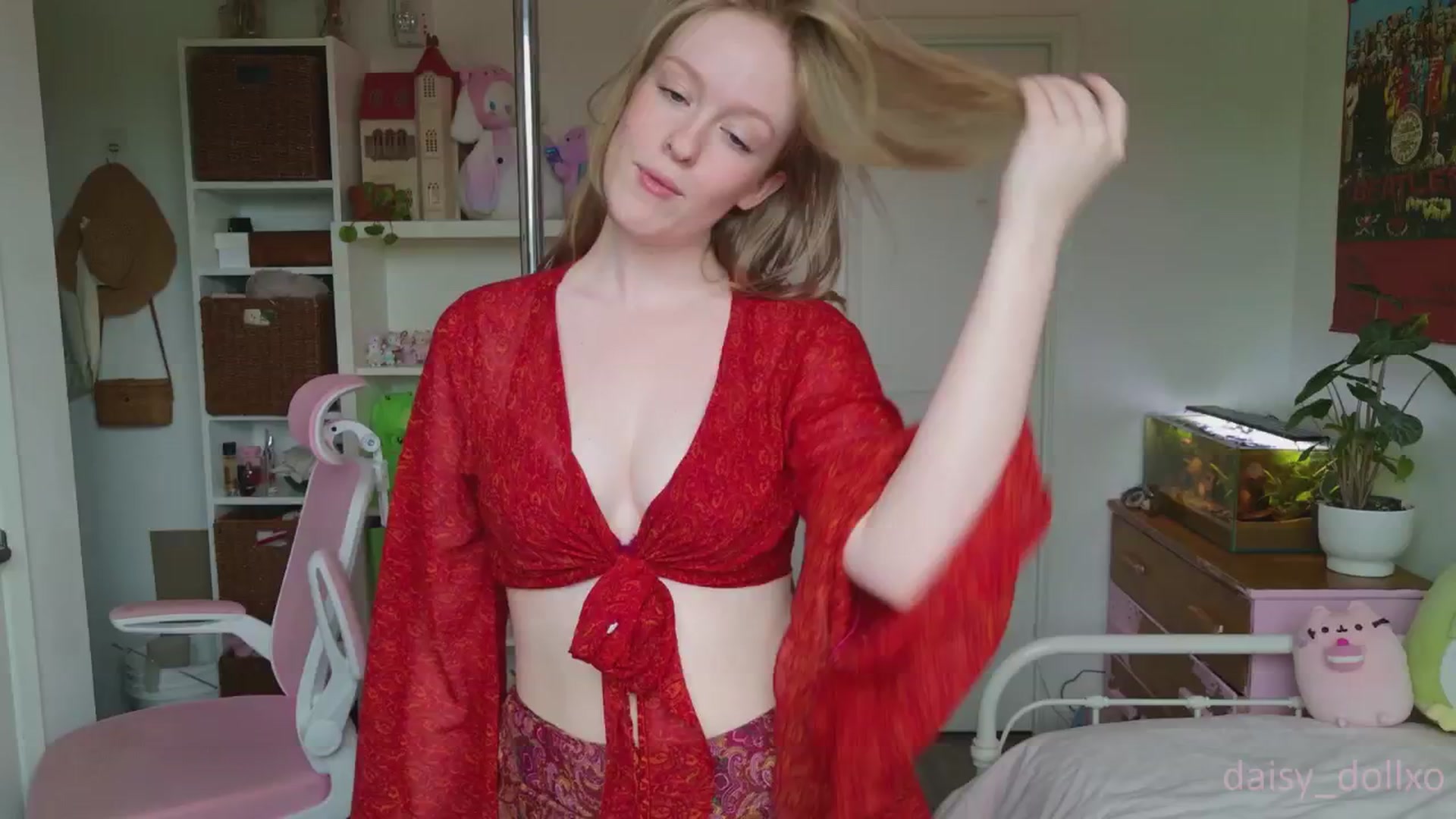Gallery image thumbnail from Daisy_dollxo's myfreecams stream on, 08/19/2025, 16:59 image 8 of 20