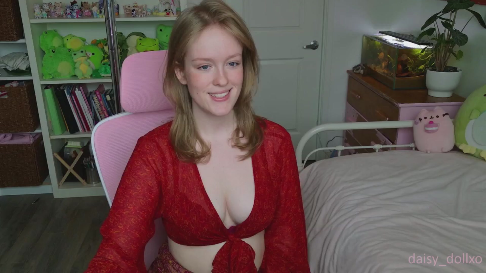 Gallery image thumbnail from Daisy_dollxo's myfreecams stream on, 08/19/2025, 16:59 image 9 of 20