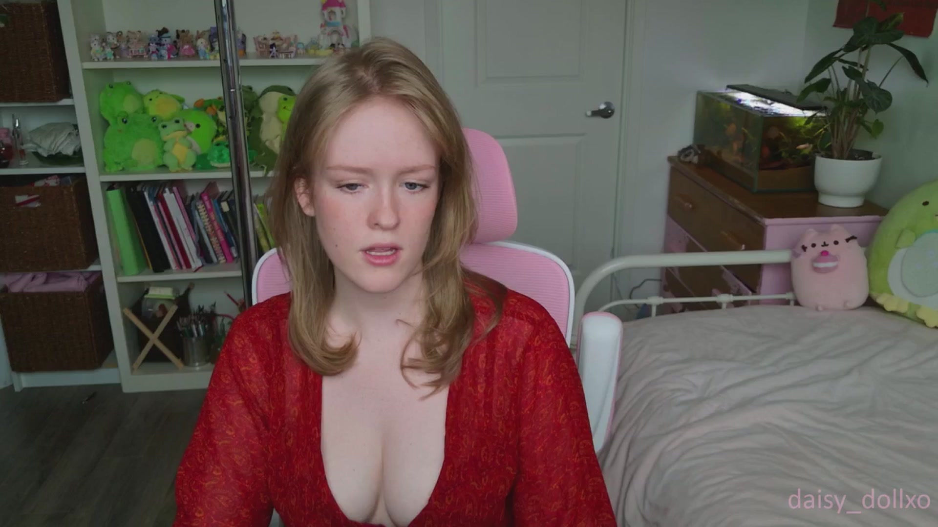 Gallery image thumbnail from Daisy_dollxo's myfreecams stream on, 08/19/2025, 16:59 image 3 of 20