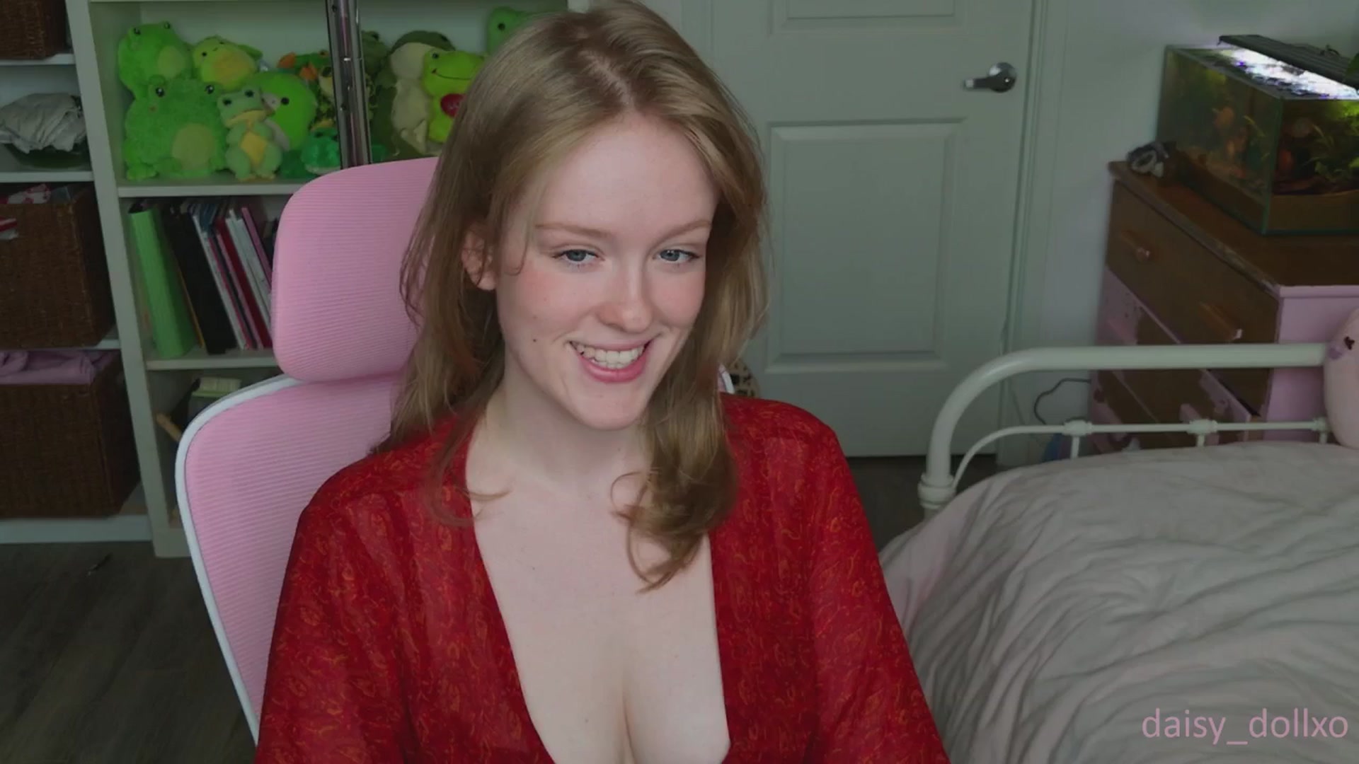 Gallery image thumbnail from Daisy_dollxo's myfreecams stream on, 08/19/2025, 16:59 image 1 of 20