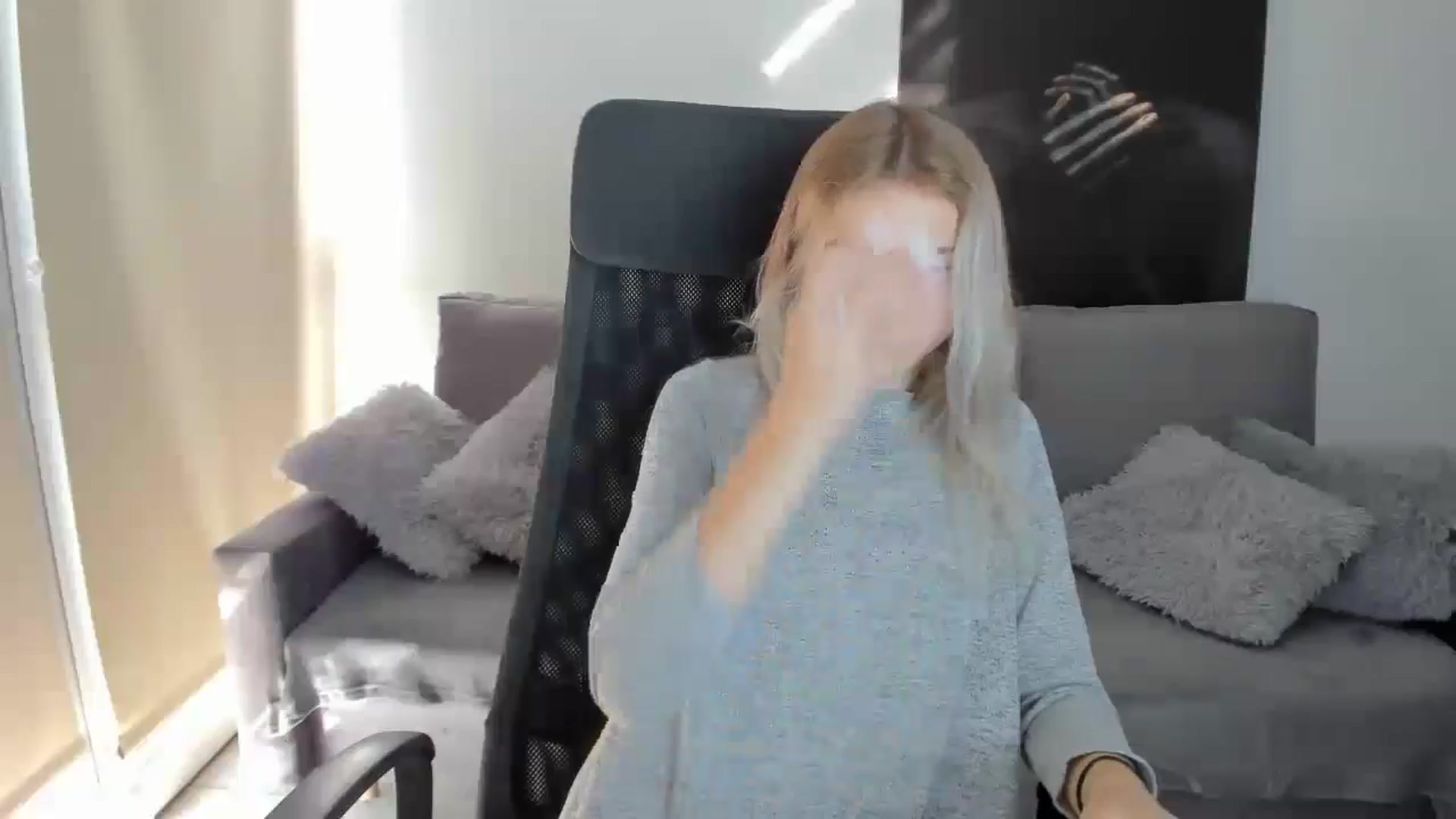 Gallery image thumbnail from Daisyy's myfreecams stream on, 08/18/2024, 14:20 image 18 of 20