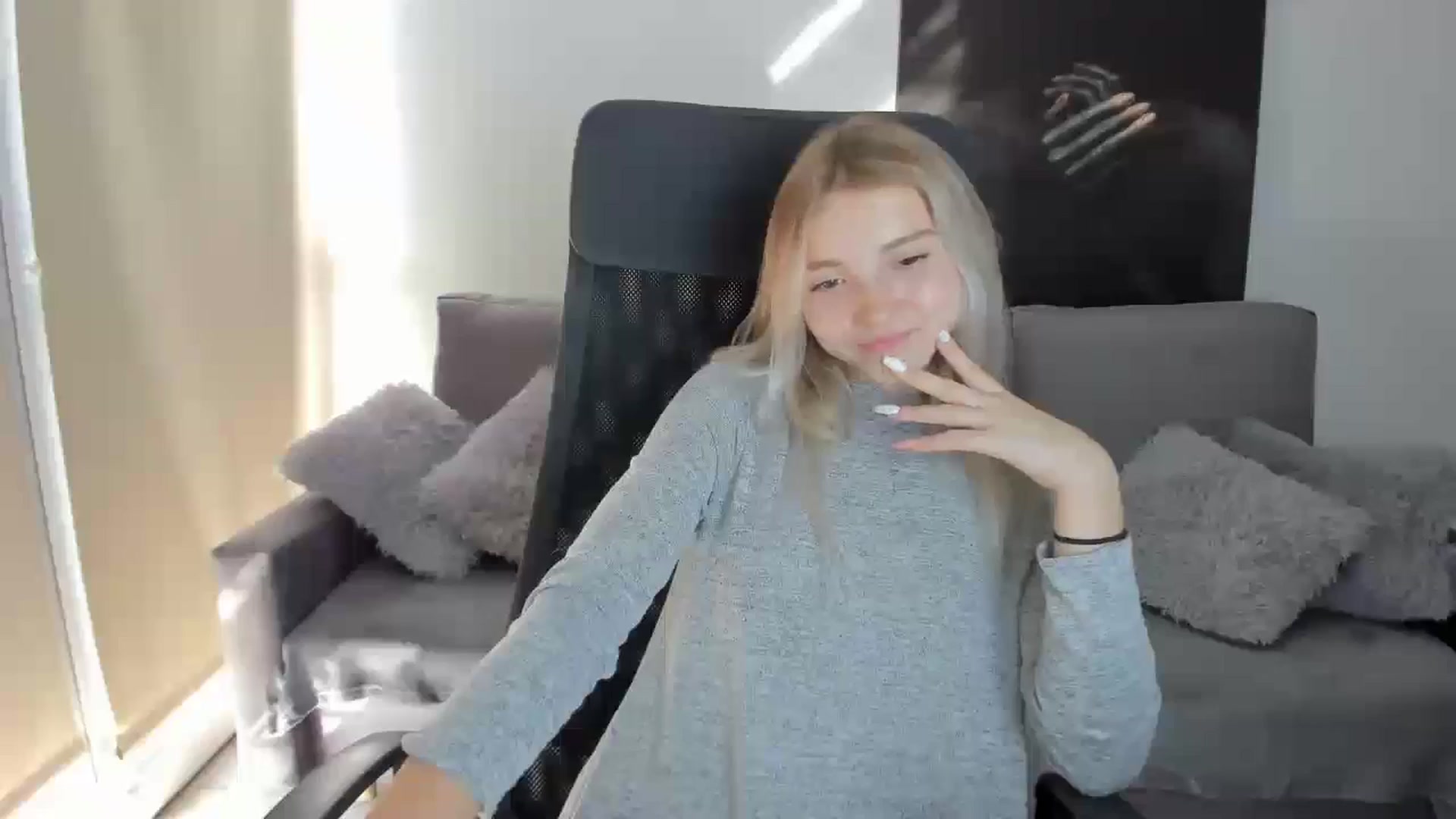 Gallery image thumbnail from Daisyy's myfreecams stream on, 08/18/2024, 14:20 image 20 of 20