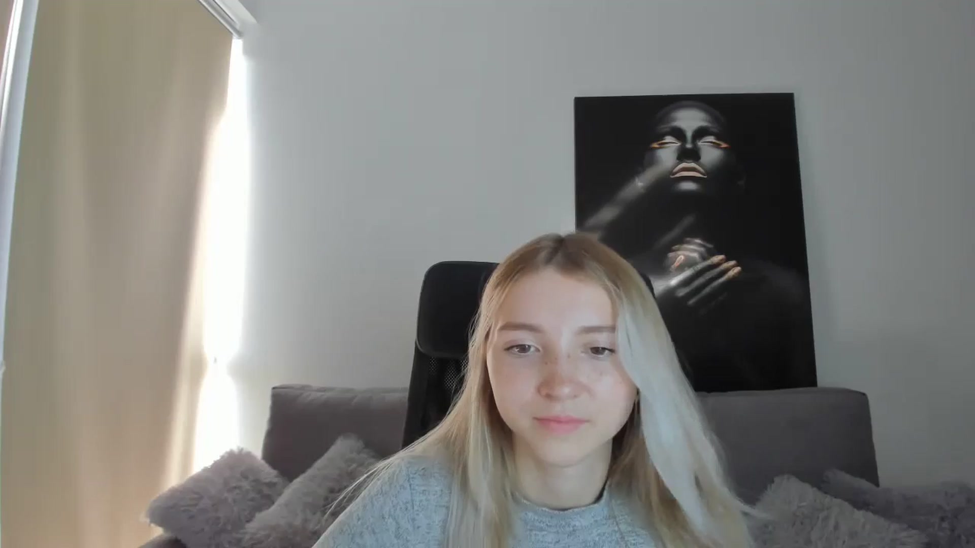 Gallery image thumbnail from Daisyy's myfreecams stream on, 08/18/2024, 14:44 image 14 of 20