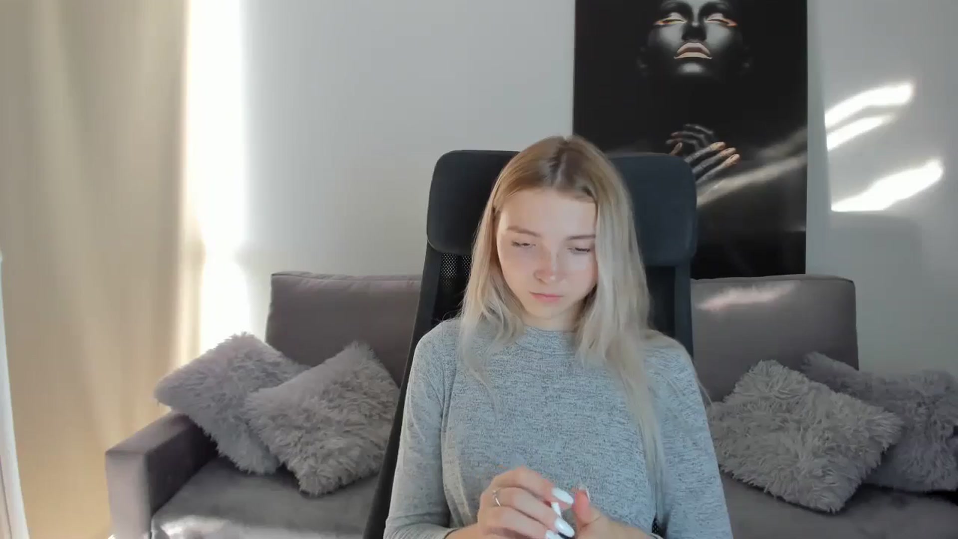 Gallery image thumbnail from Daisyy's myfreecams stream on, 08/18/2024, 15:29 image 17 of 20