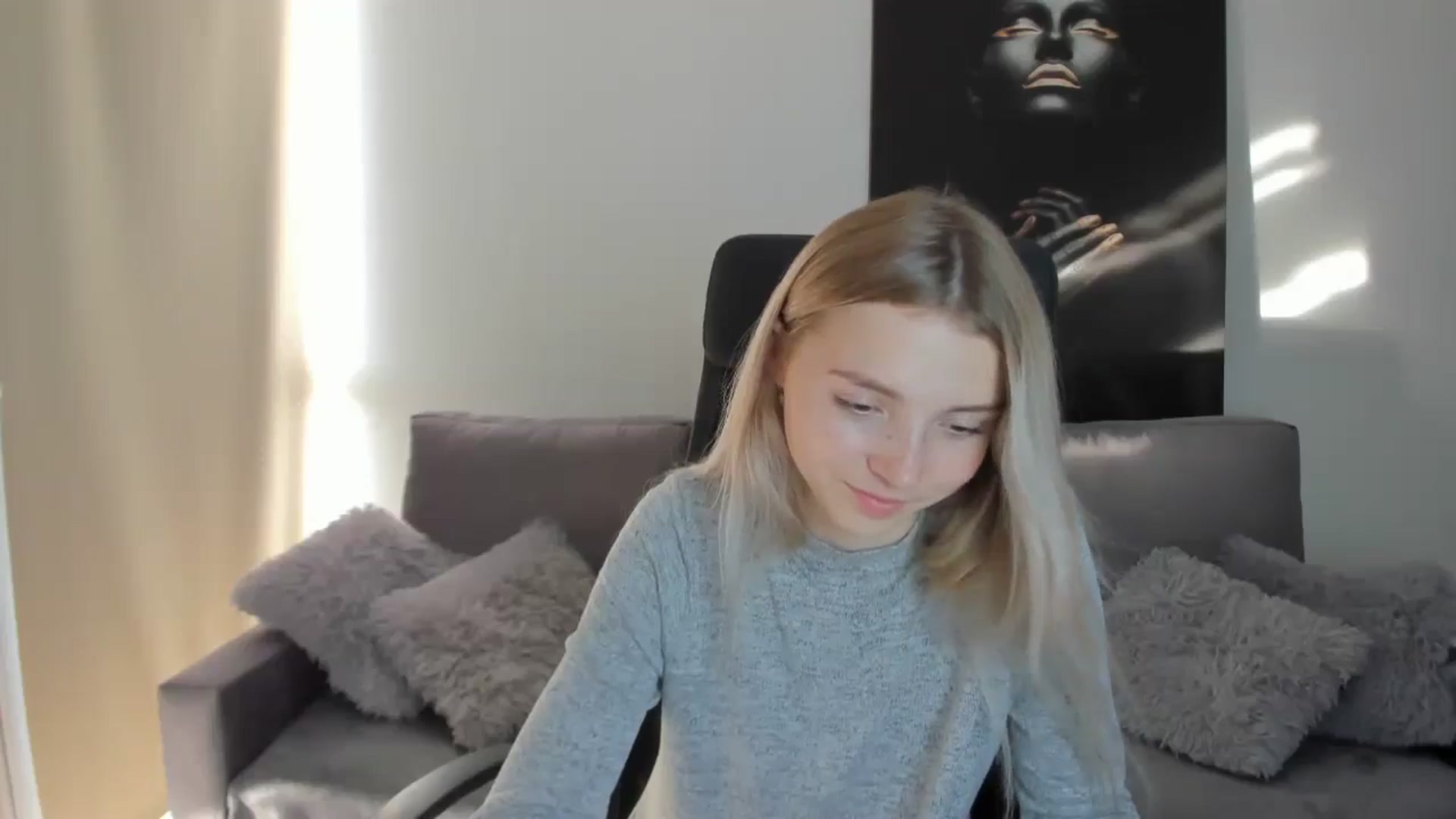 Gallery image thumbnail from Daisyy's myfreecams stream on, 08/18/2024, 15:29 image 11 of 20
