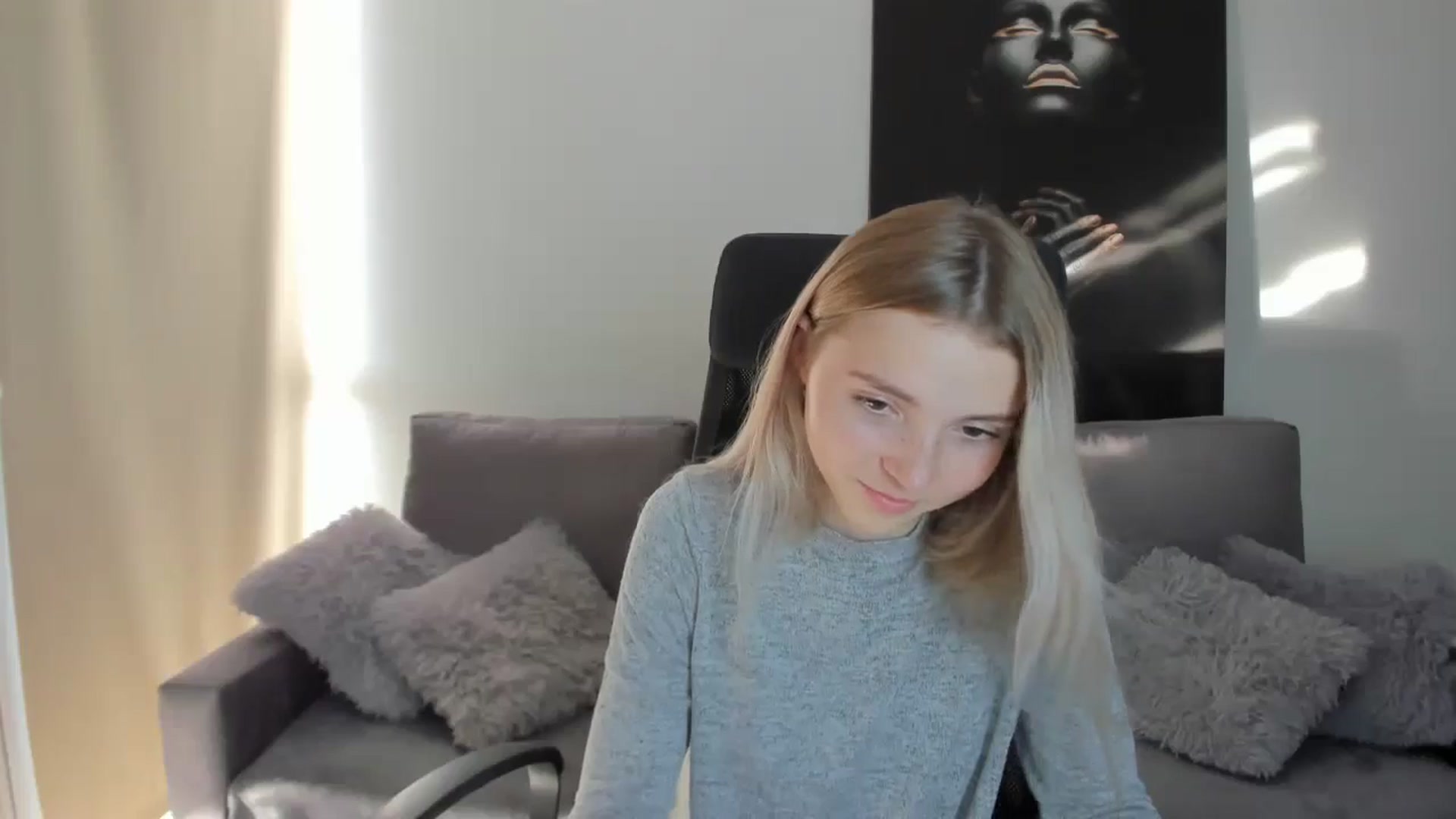 Gallery image thumbnail from Daisyy's myfreecams stream on, 08/18/2024, 15:29 image 10 of 20