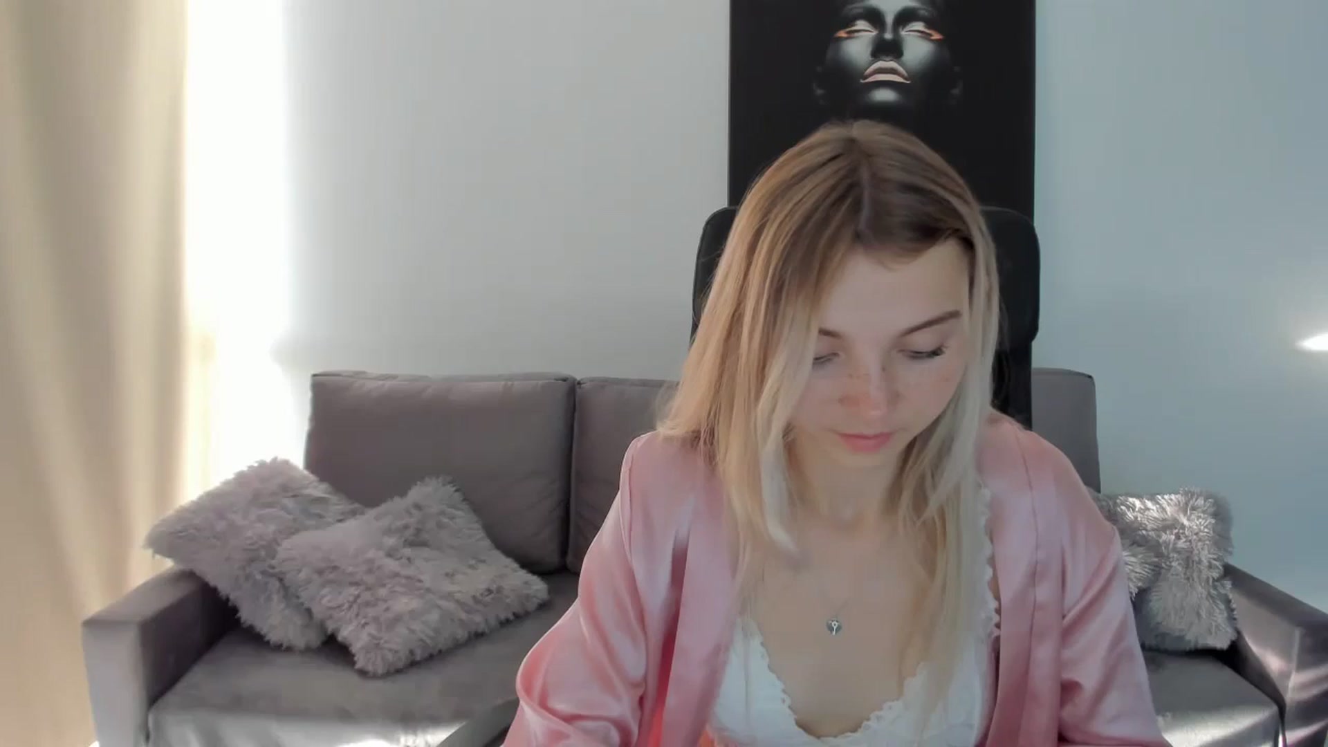 Gallery image thumbnail from Daisyy's myfreecams stream on, 08/18/2024, 16:37 image 11 of 20