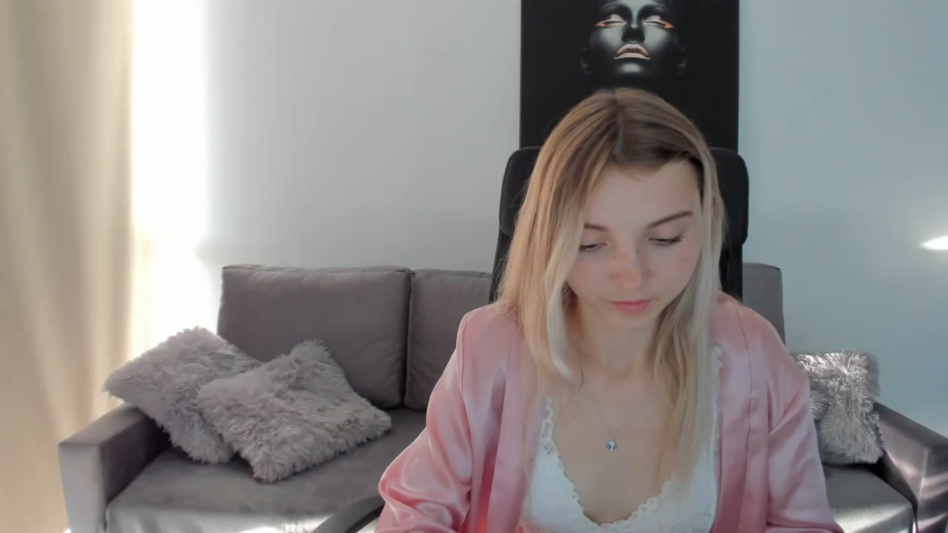Gallery image thumbnail from Daisyy's myfreecams stream on, 08/18/2024, 16:37 image 10 of 20