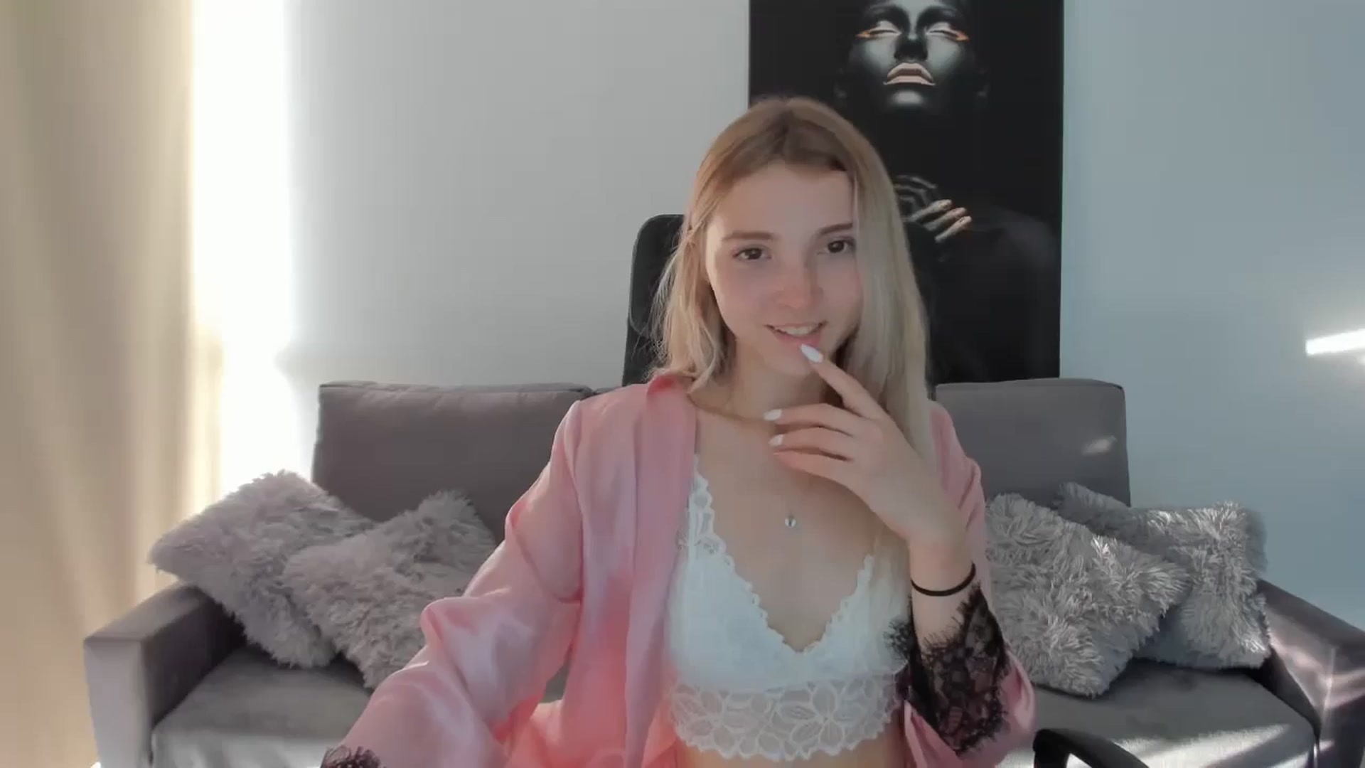 Gallery image thumbnail from Daisyy's myfreecams stream on, 08/18/2024, 16:37 image 5 of 20