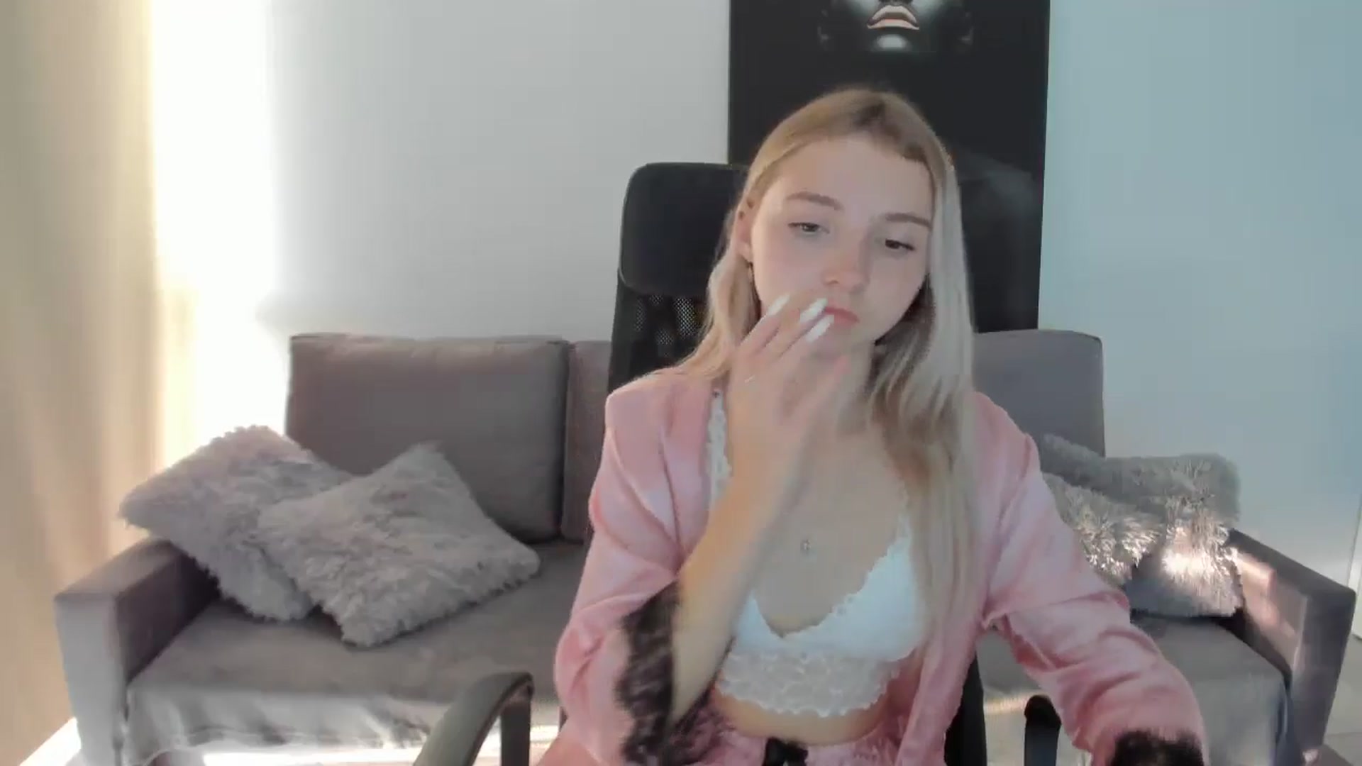 Gallery image thumbnail from Daisyy's myfreecams stream on, 08/18/2024, 17:05 image 7 of 20