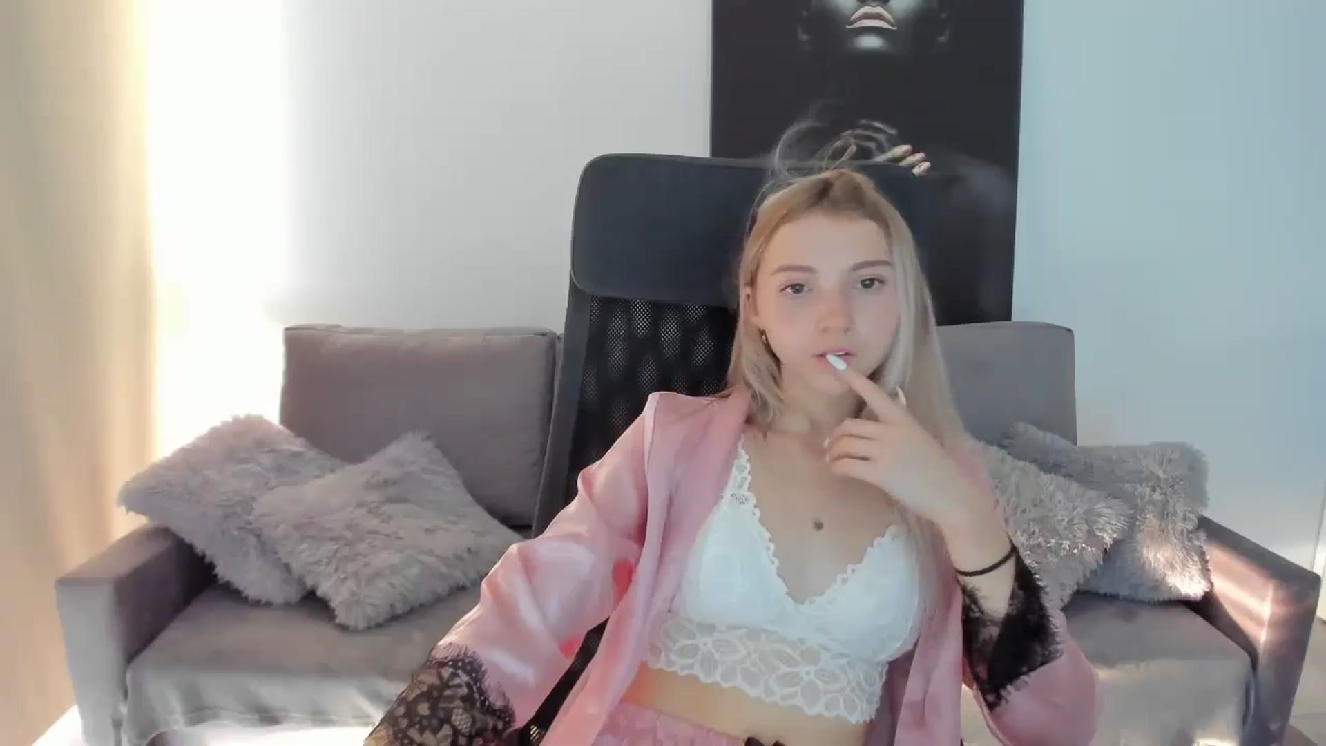 Gallery image thumbnail from Daisyy's myfreecams stream on, 08/18/2024, 17:05 image 13 of 20
