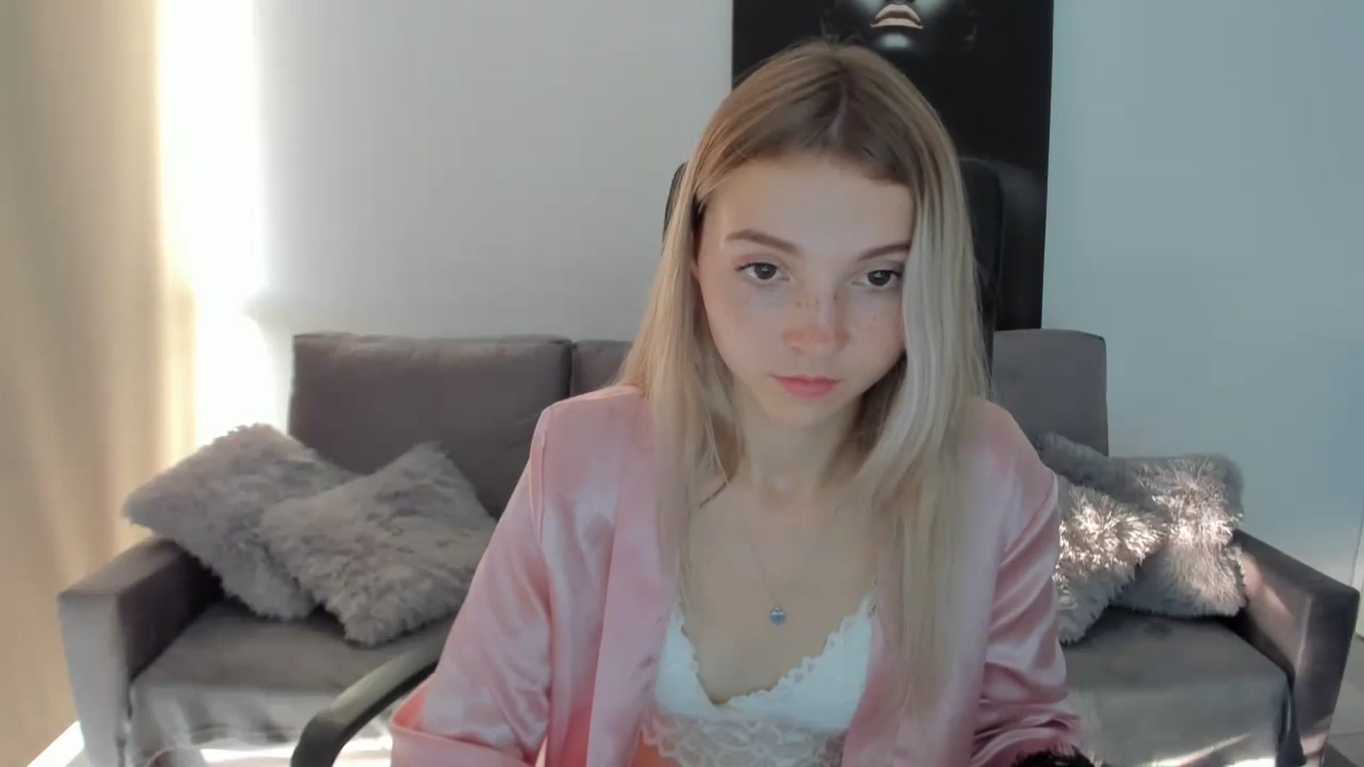 Gallery image thumbnail from Daisyy's myfreecams stream on, 08/18/2024, 17:05 image 2 of 20