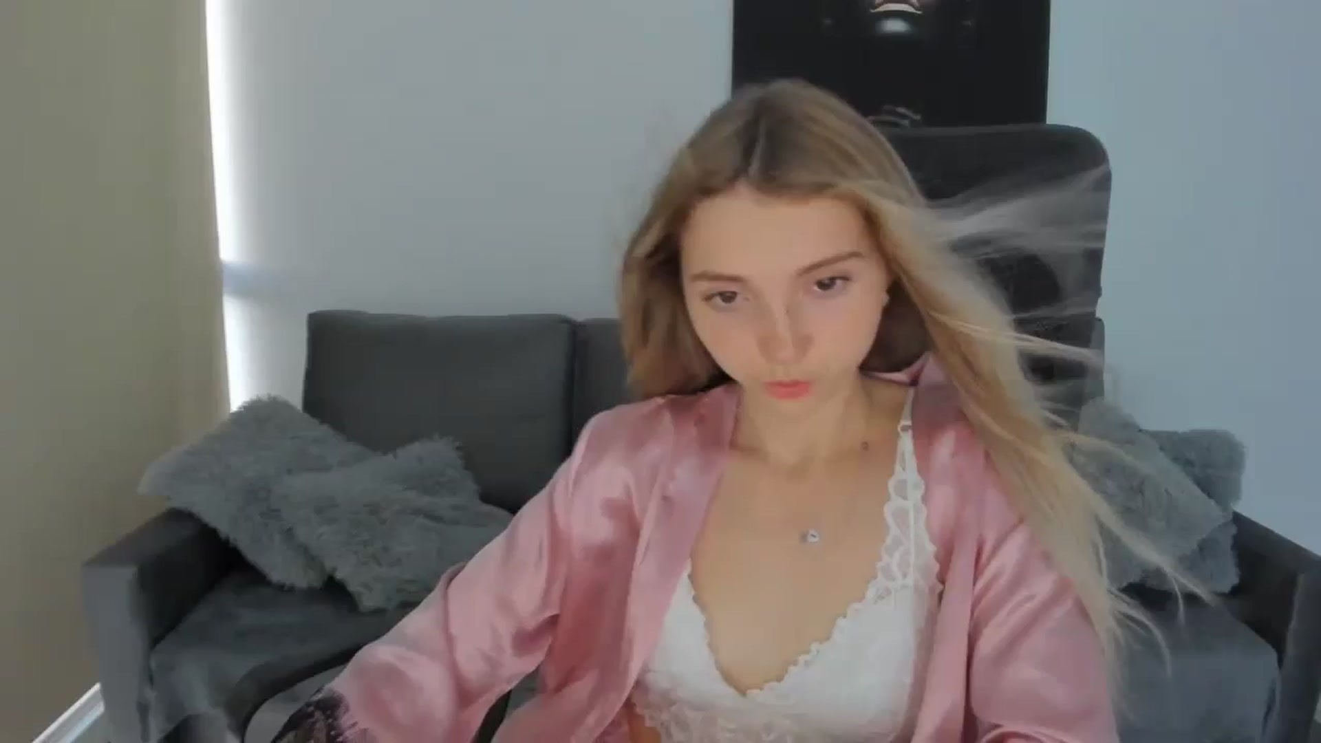 Gallery image thumbnail from Daisyy's myfreecams stream on, 08/18/2024, 17:52 image 10 of 20