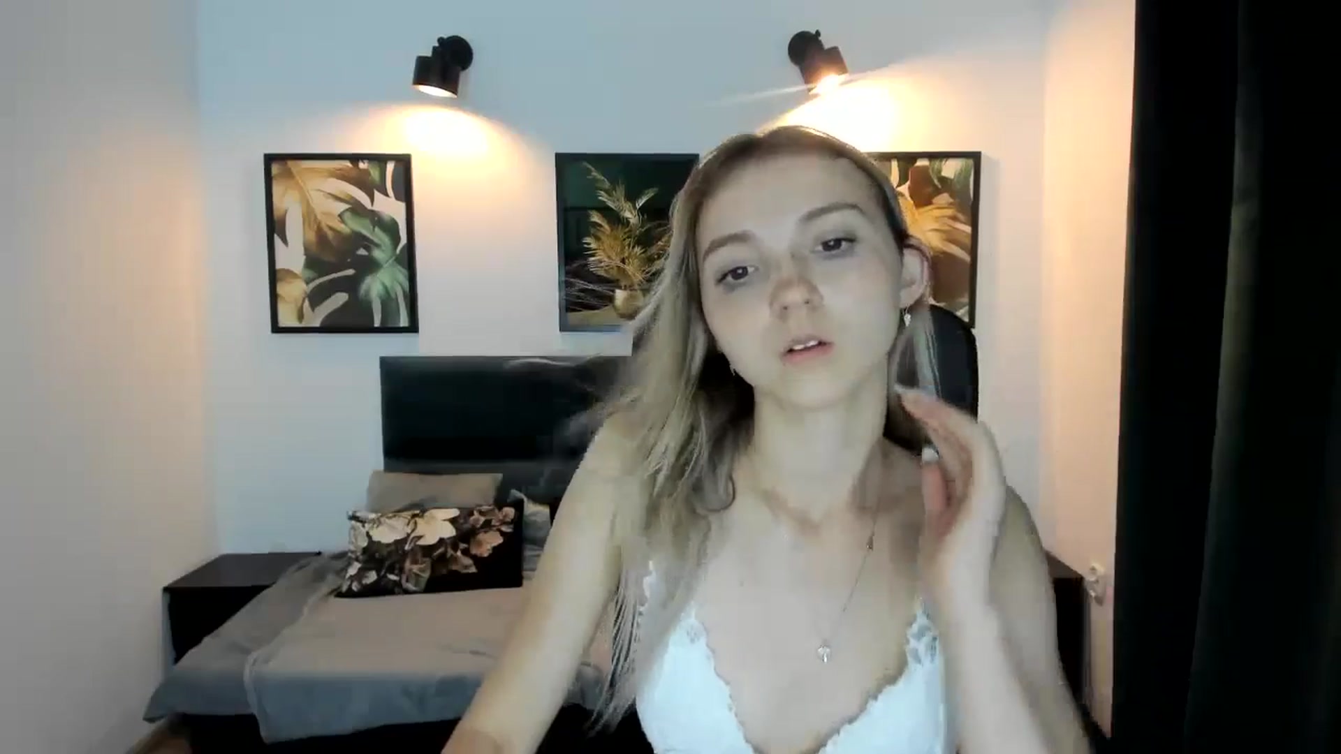 Gallery image thumbnail from Daisyy's myfreecams stream on, 08/20/2024, 01:28 image 14 of 20