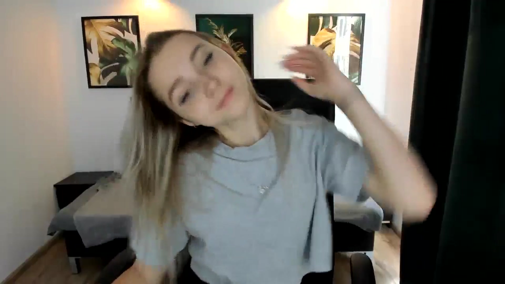 Gallery image thumbnail from Daisyy's myfreecams stream on, 08/22/2024, 13:35 image 7 of 20