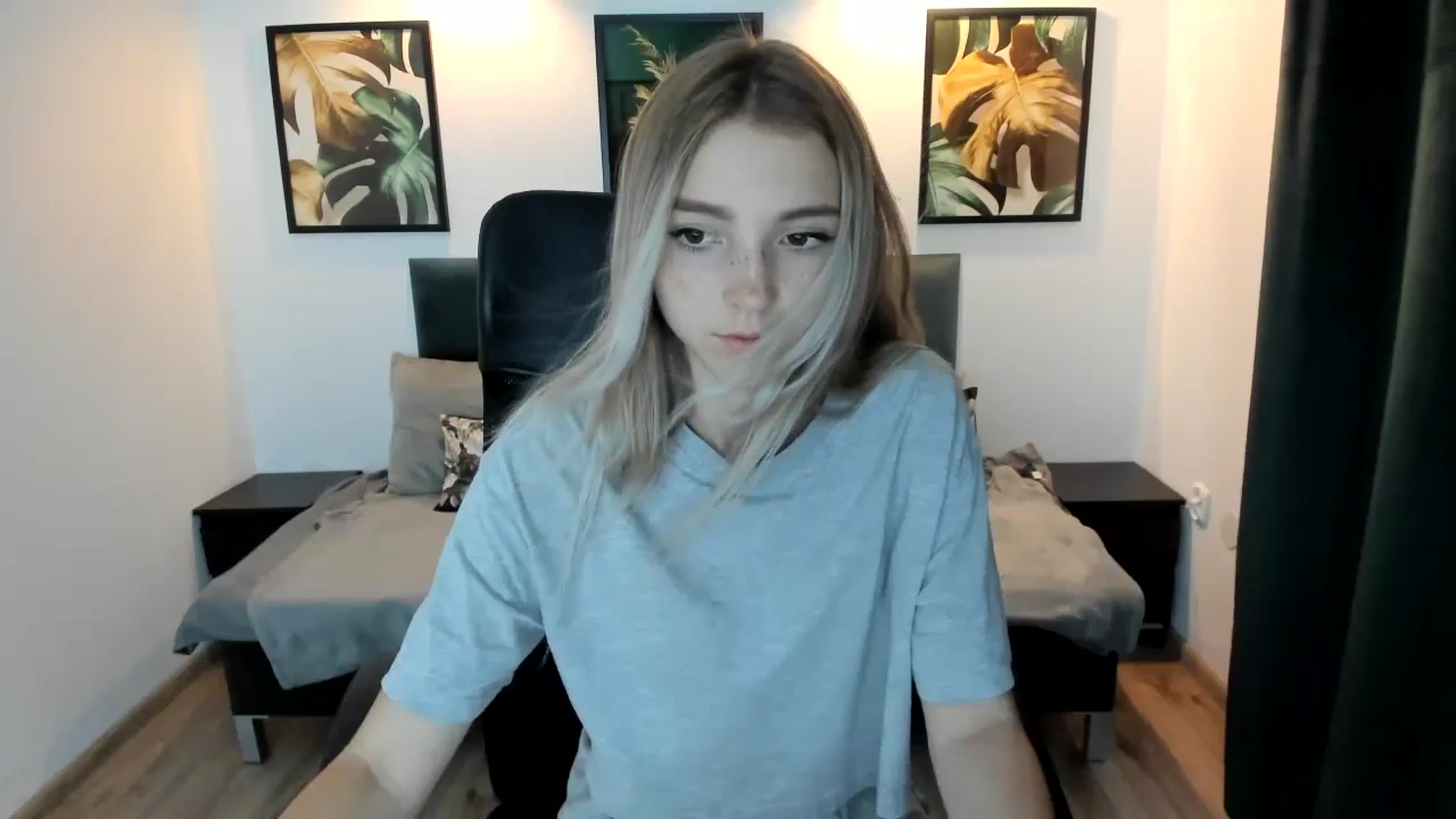 Gallery image thumbnail from Daisyy's myfreecams stream on, 08/22/2024, 19:12 image 20 of 20