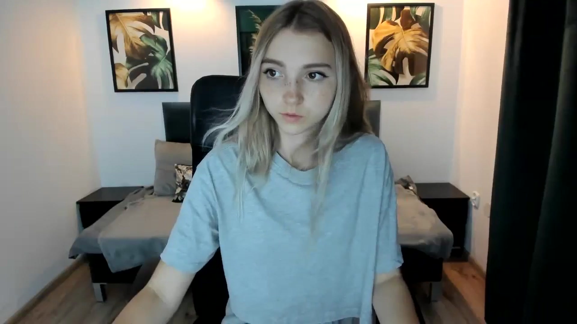 Gallery image thumbnail from Daisyy's myfreecams stream on, 08/22/2024, 19:12 image 19 of 20