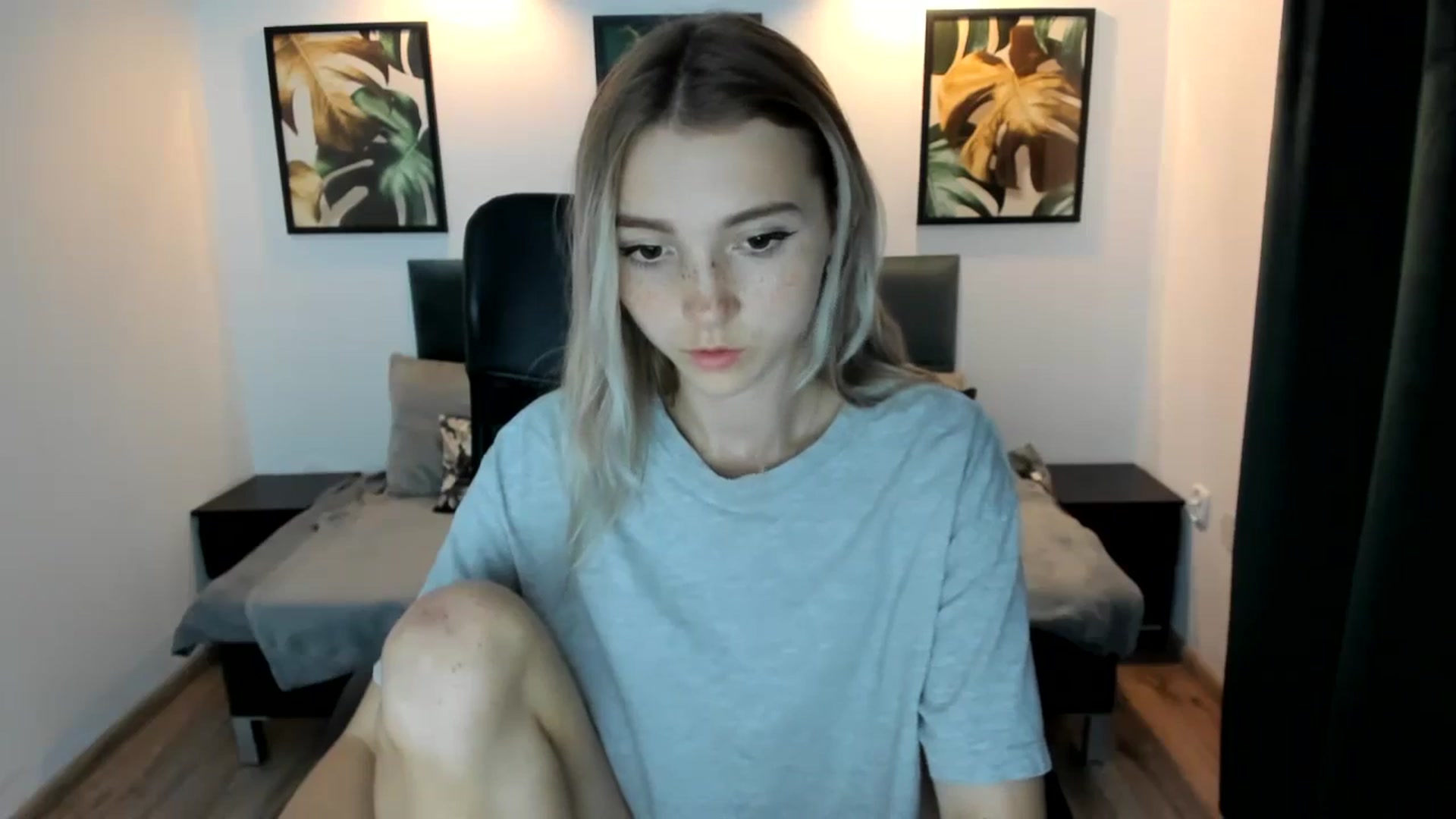 Gallery image thumbnail from Daisyy's myfreecams stream on, 08/22/2024, 19:12 image 12 of 20