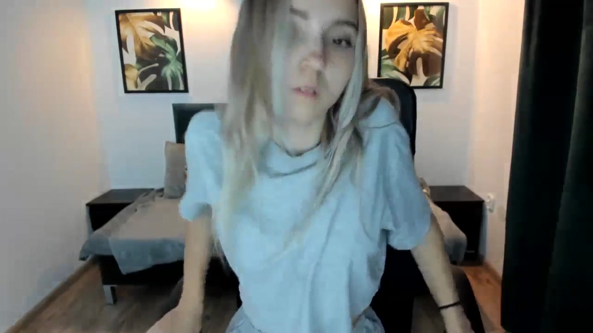 Gallery image thumbnail from Daisyy's myfreecams stream on, 08/22/2024, 20:34 image 14 of 20