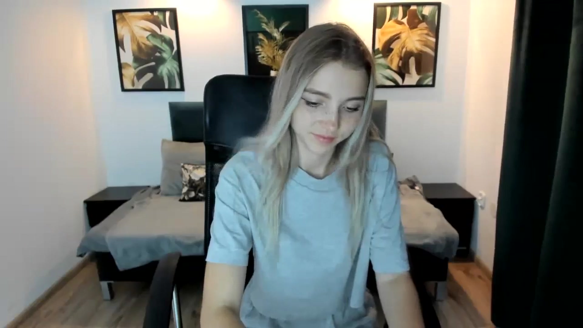Gallery image thumbnail from Daisyy's myfreecams stream on, 08/22/2024, 21:52 image 8 of 20