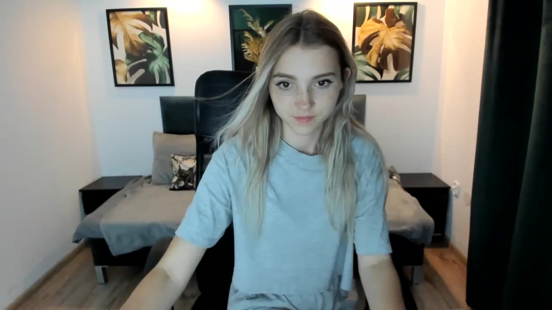 Gallery image thumbnail from Daisyy's myfreecams stream on, 08/22/2024, 21:52 image 9 of 20