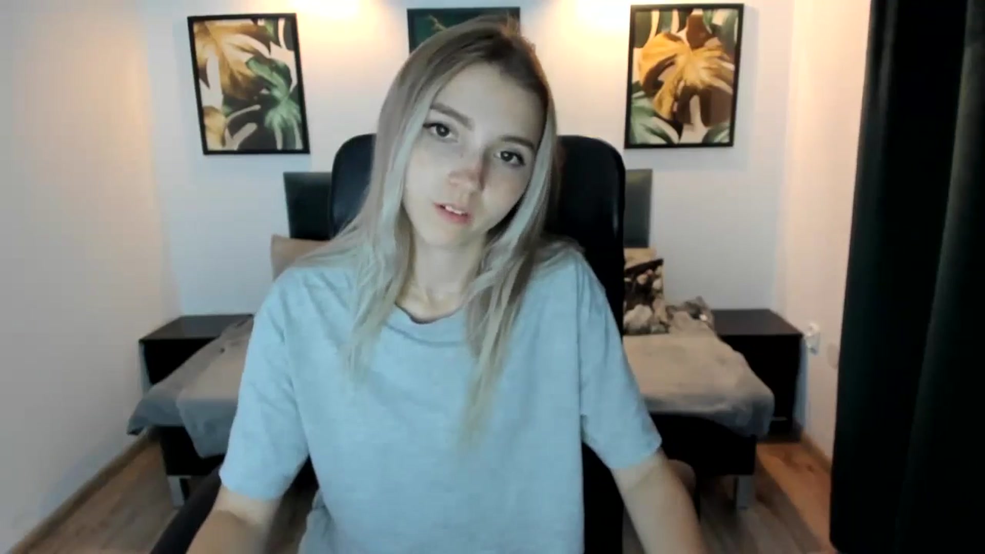 Gallery image thumbnail from Daisyy's myfreecams stream on, 08/22/2024, 21:52 image 3 of 20