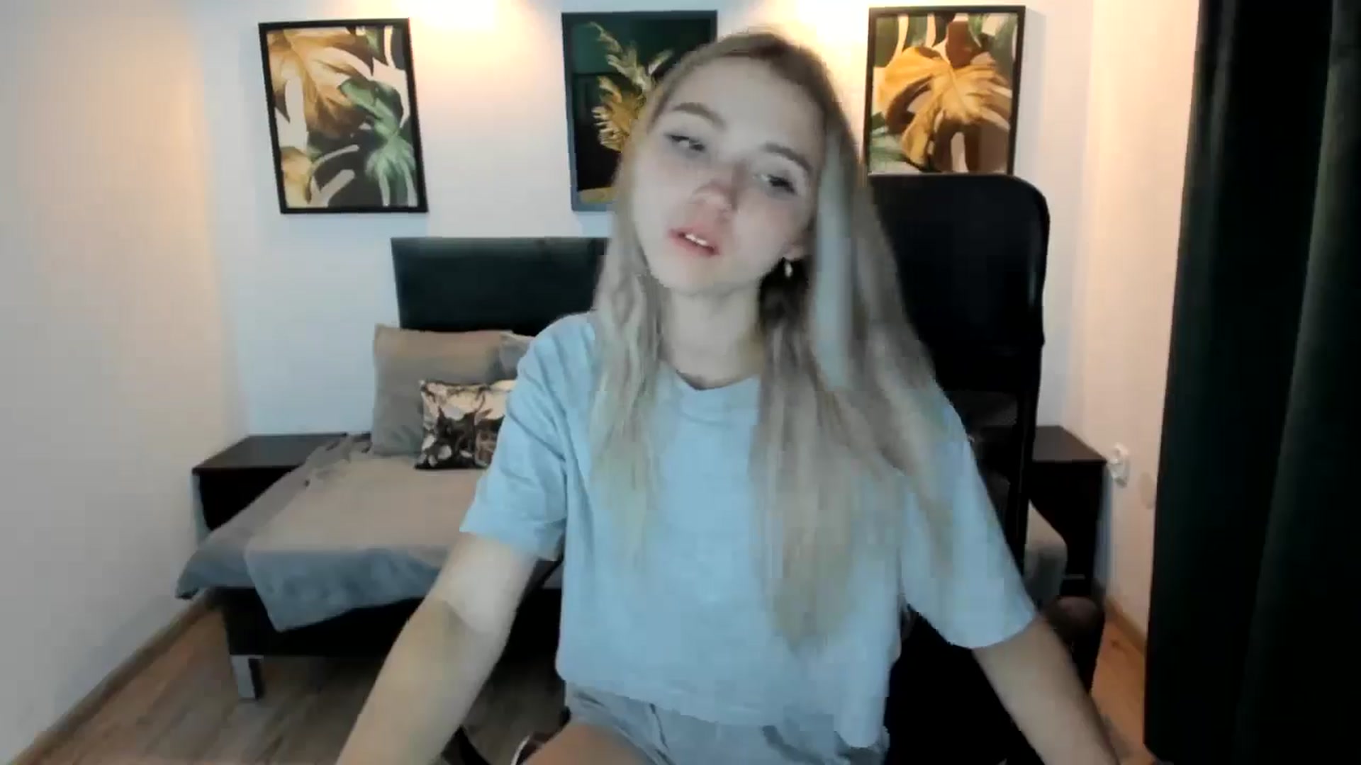 Gallery image thumbnail from Daisyy's myfreecams stream on, 08/22/2024, 22:10 image 15 of 20