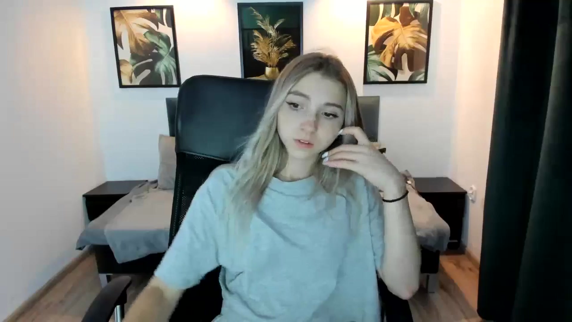 Gallery image thumbnail from Daisyy's myfreecams stream on, 08/22/2024, 22:38 image 20 of 20