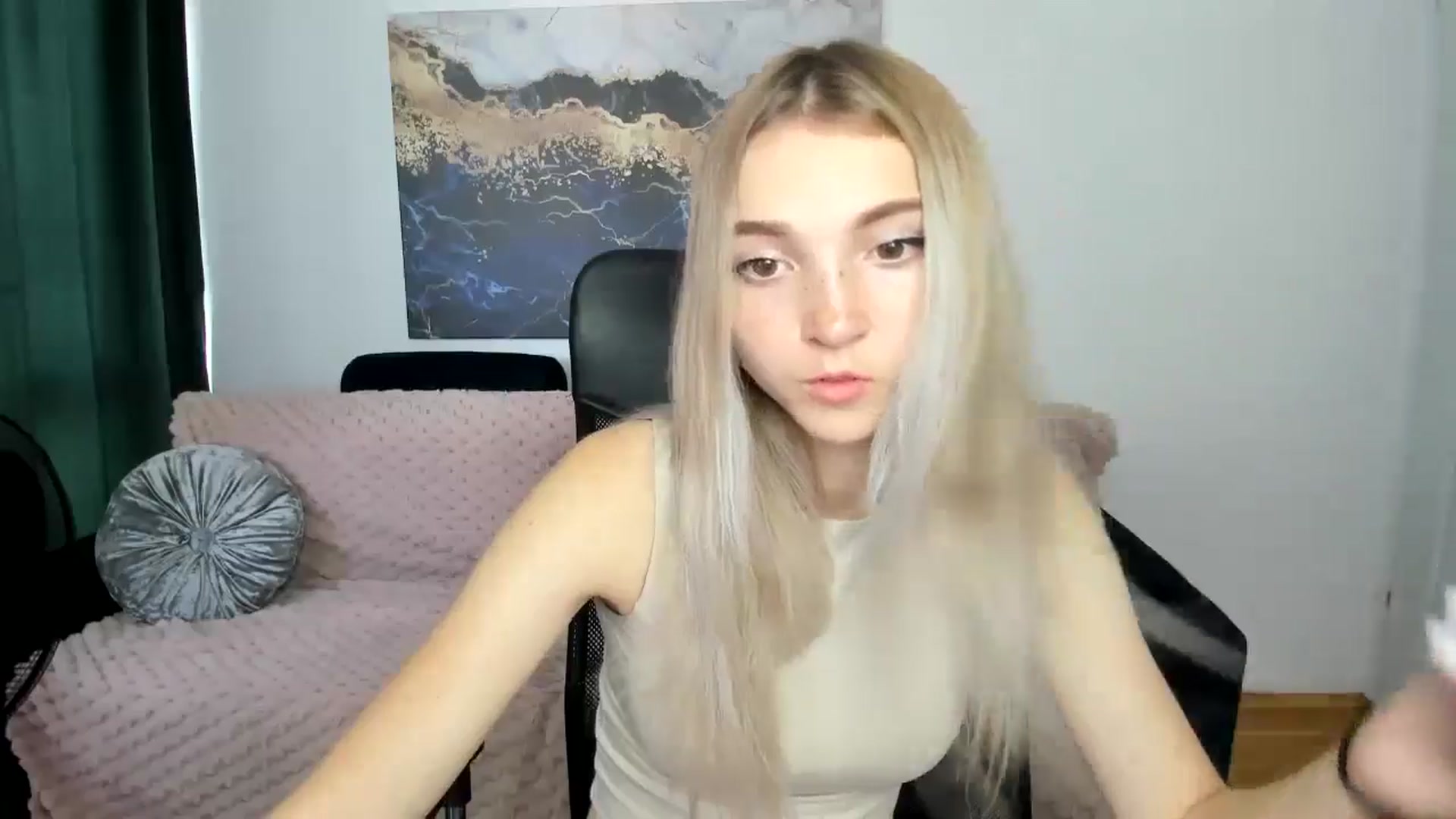 Gallery image thumbnail from Daisyy's myfreecams stream on, 08/23/2024, 12:46 image 18 of 20