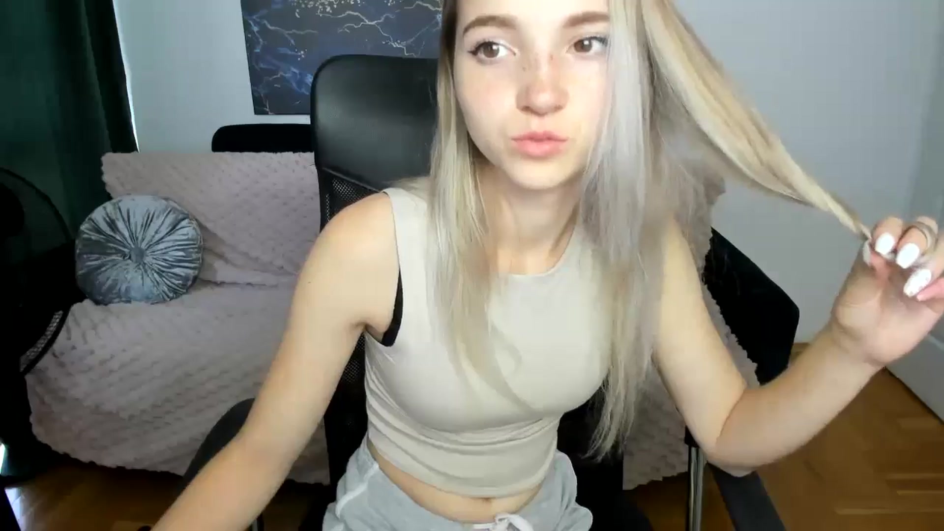 Gallery image thumbnail from Daisyy's myfreecams stream on, 08/23/2024, 15:17 image 20 of 20