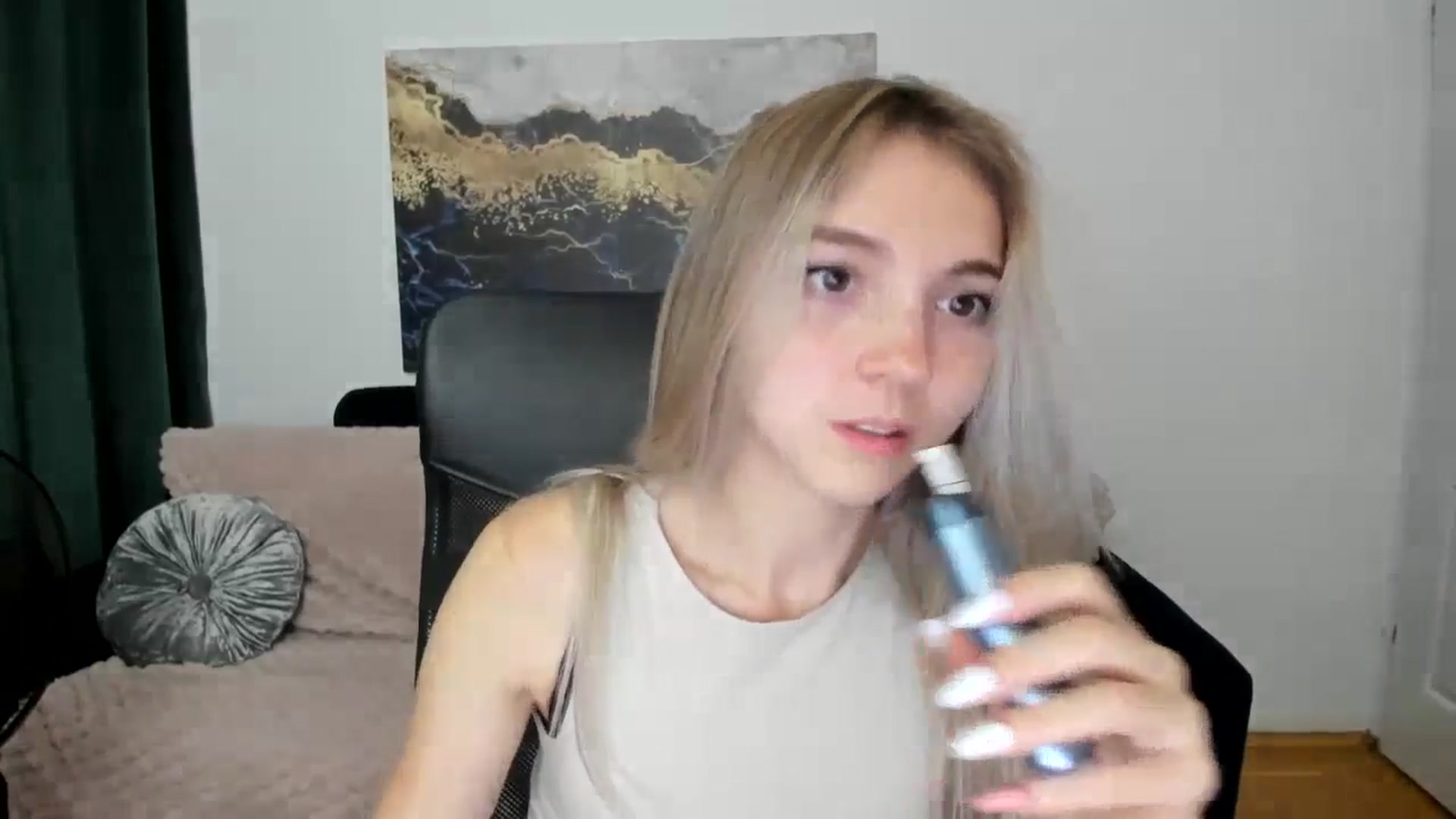 Gallery image thumbnail from Daisyy's myfreecams stream on, 08/23/2024, 20:23 image 2 of 20
