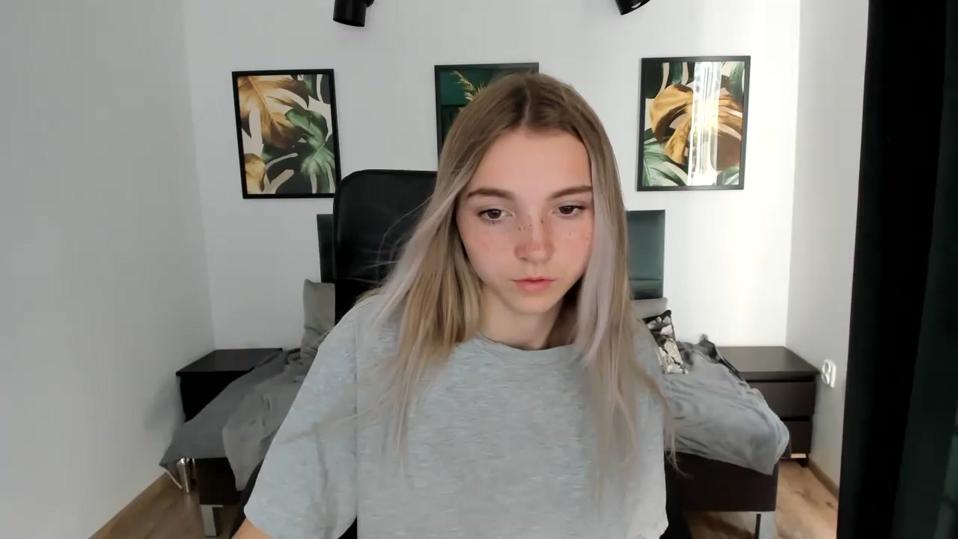 Gallery image thumbnail from Daisyy's myfreecams stream on, 08/24/2024, 16:34 image 5 of 20