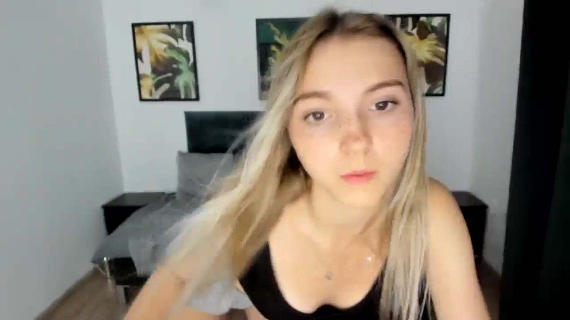 Gallery image thumbnail from Daisyy's myfreecams stream on, 08/24/2024, 20:07 image 9 of 20